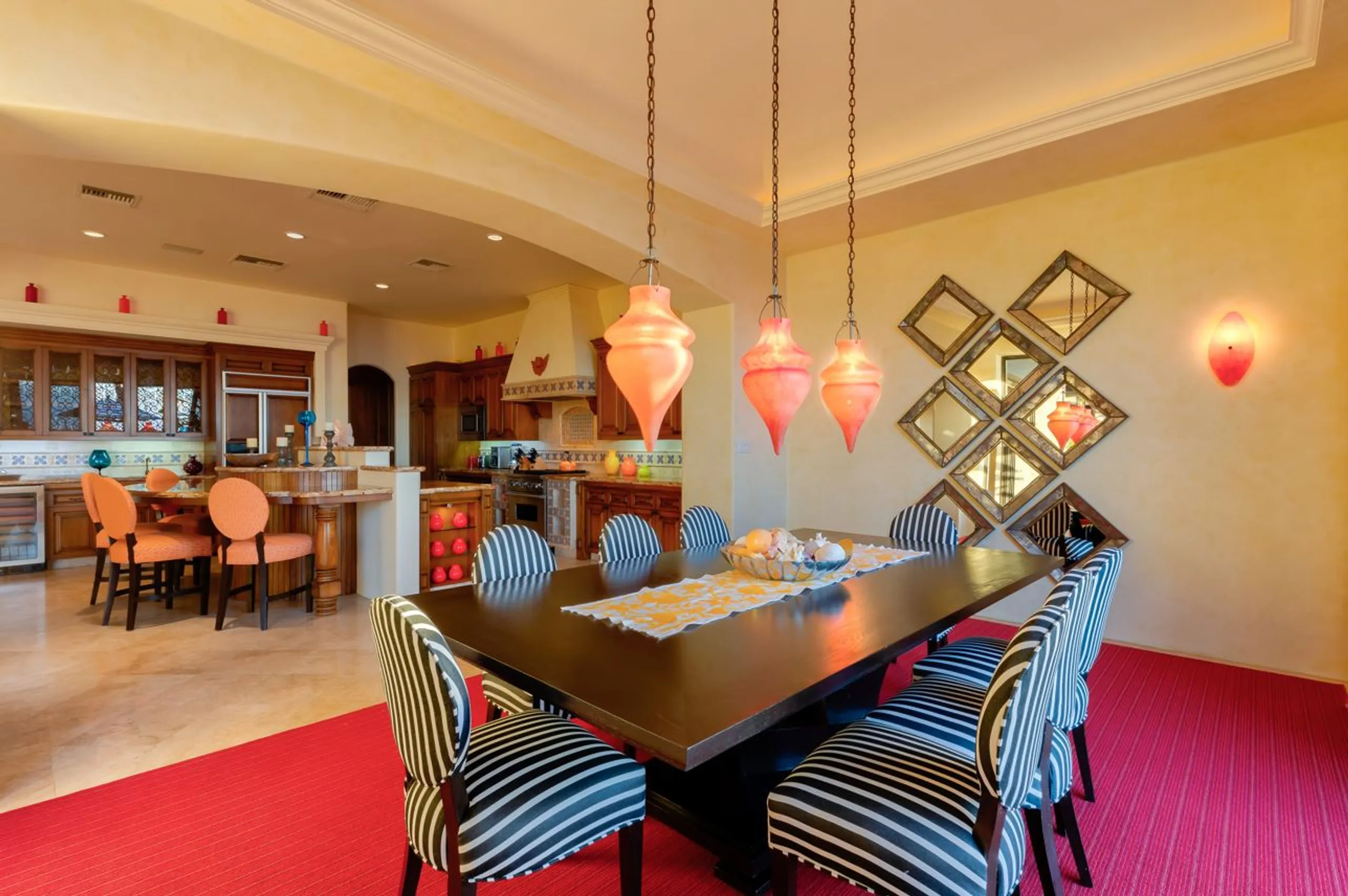 Sumptuously Furnished Oceanview Villa with Private Swimming Pool and Stunning Views — photograph 11