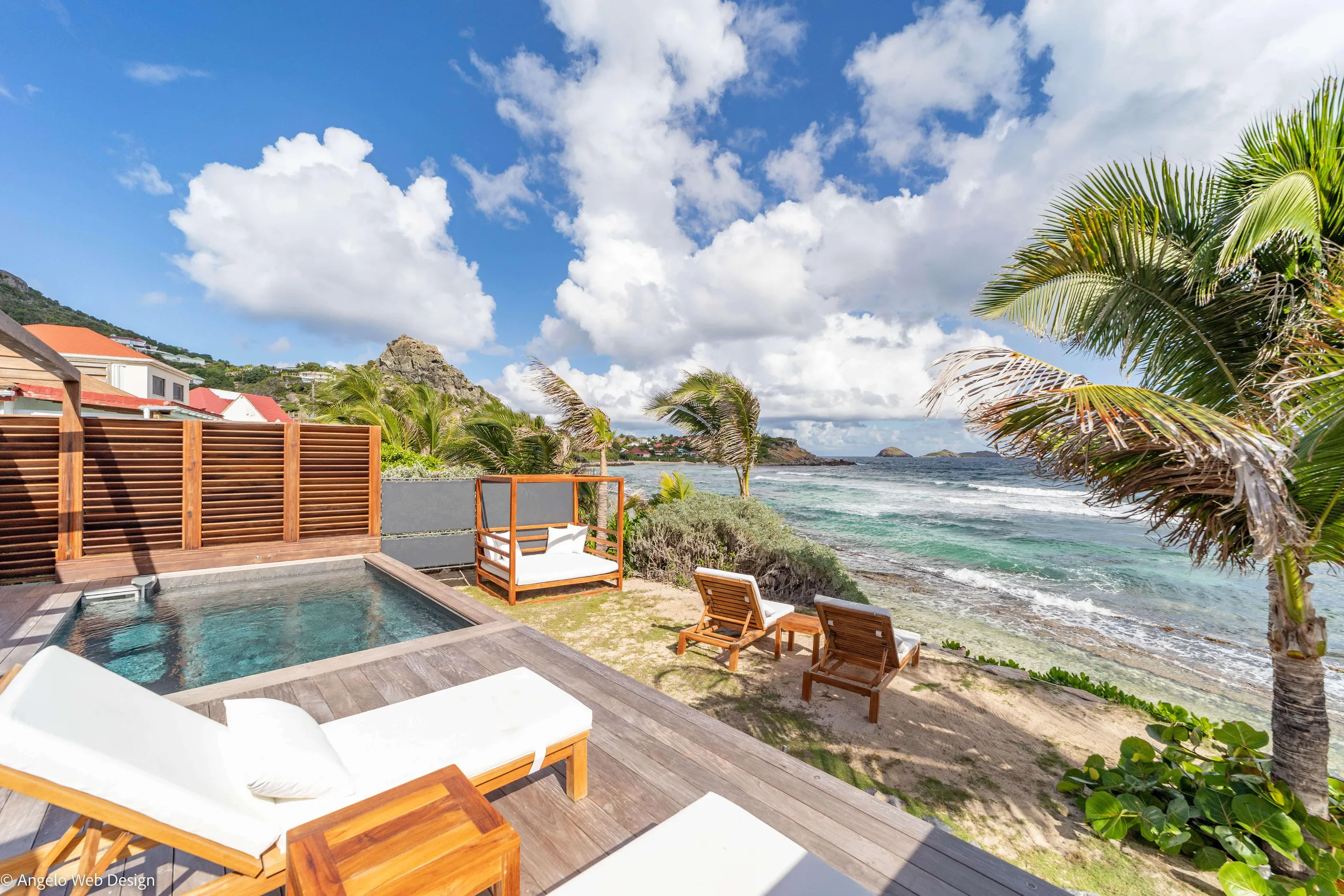 Exquisite Oceanside Villa with Private Pool and Walks to Beach, Anse Des Cayes