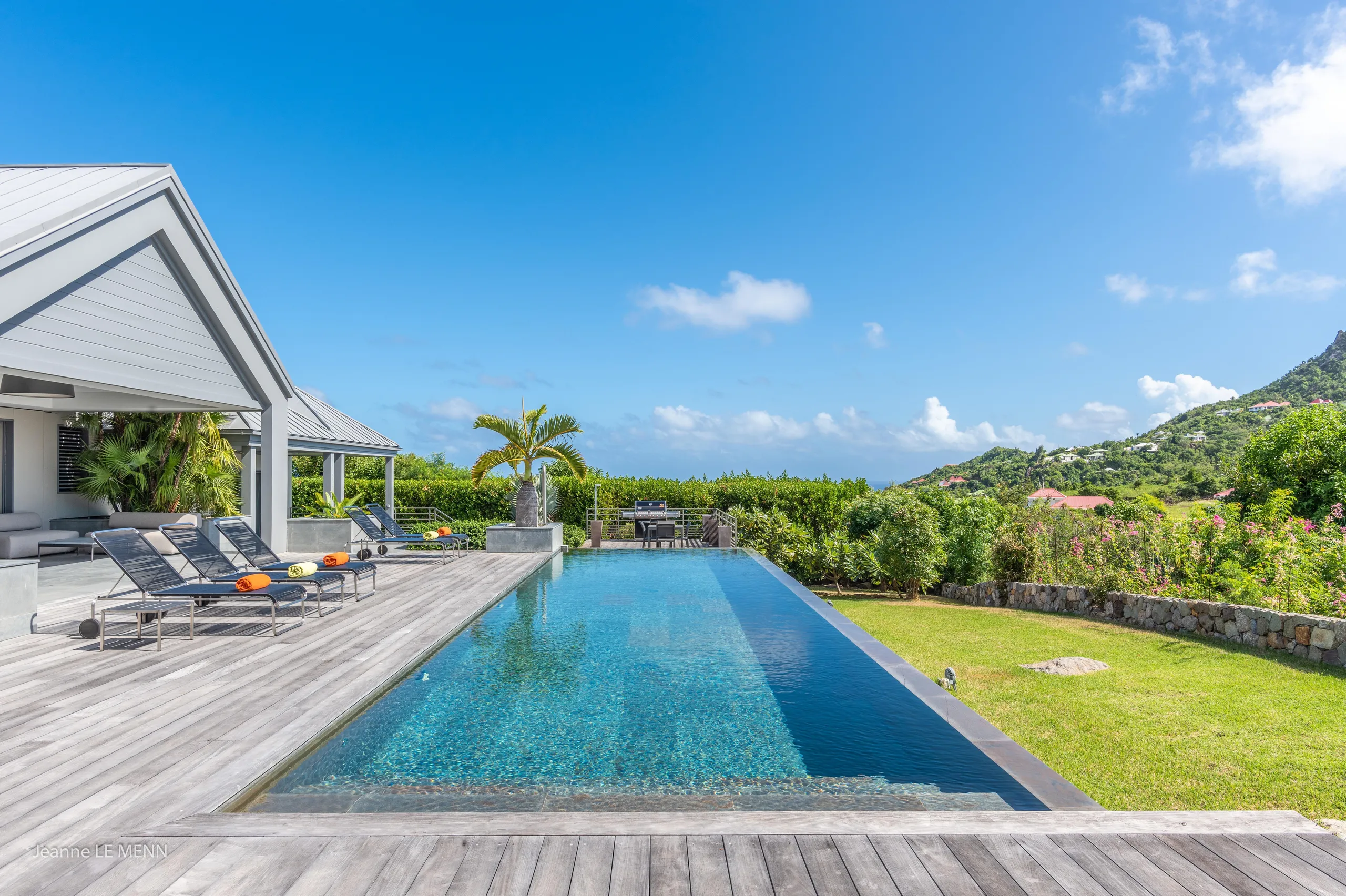 Majestic Vitet Villa with Infinity Pool and Lovely Ocean Views, Vitet