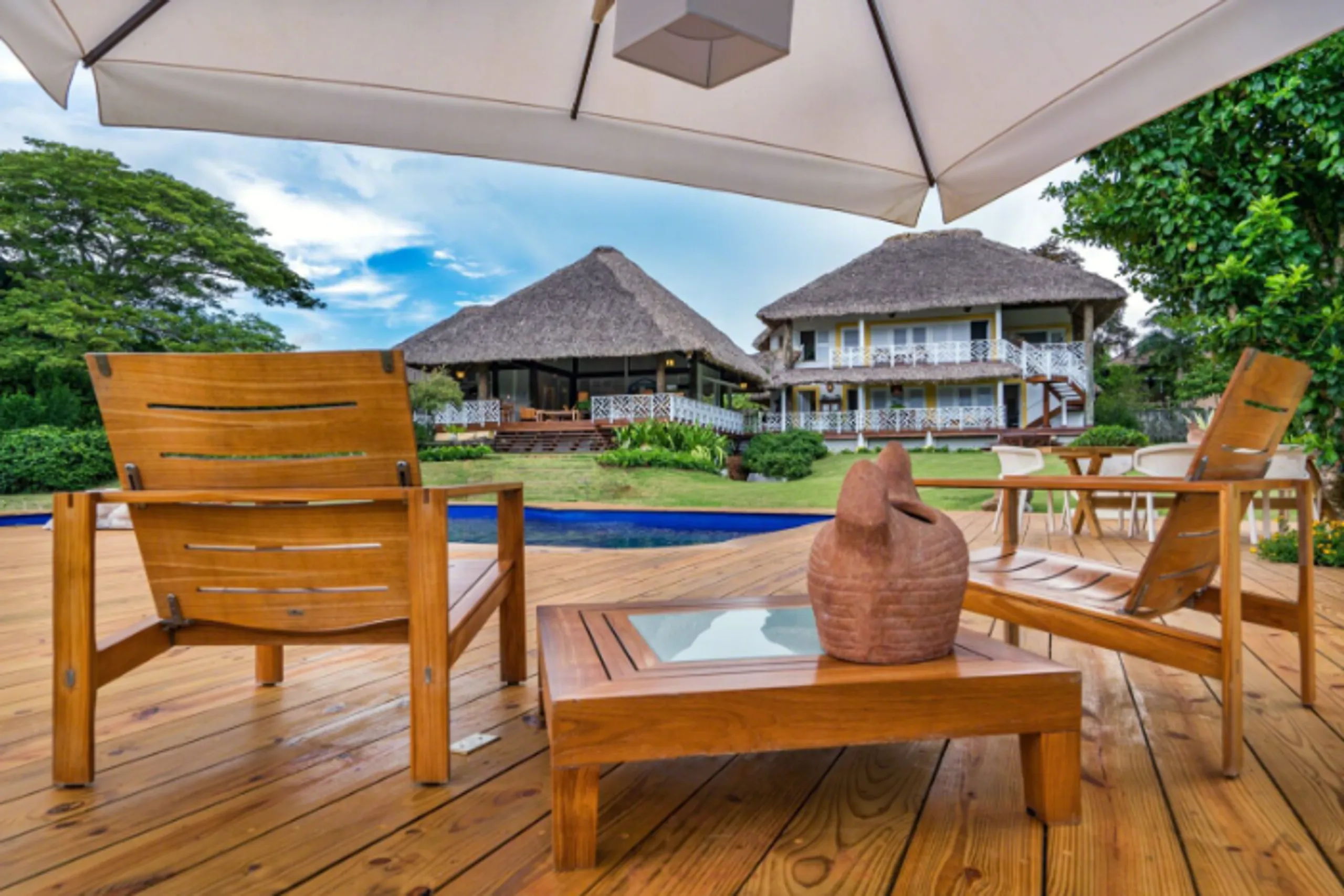 Spacious Caribbean Estate with Private Pool and Lovely Grounds, Casa de Campo