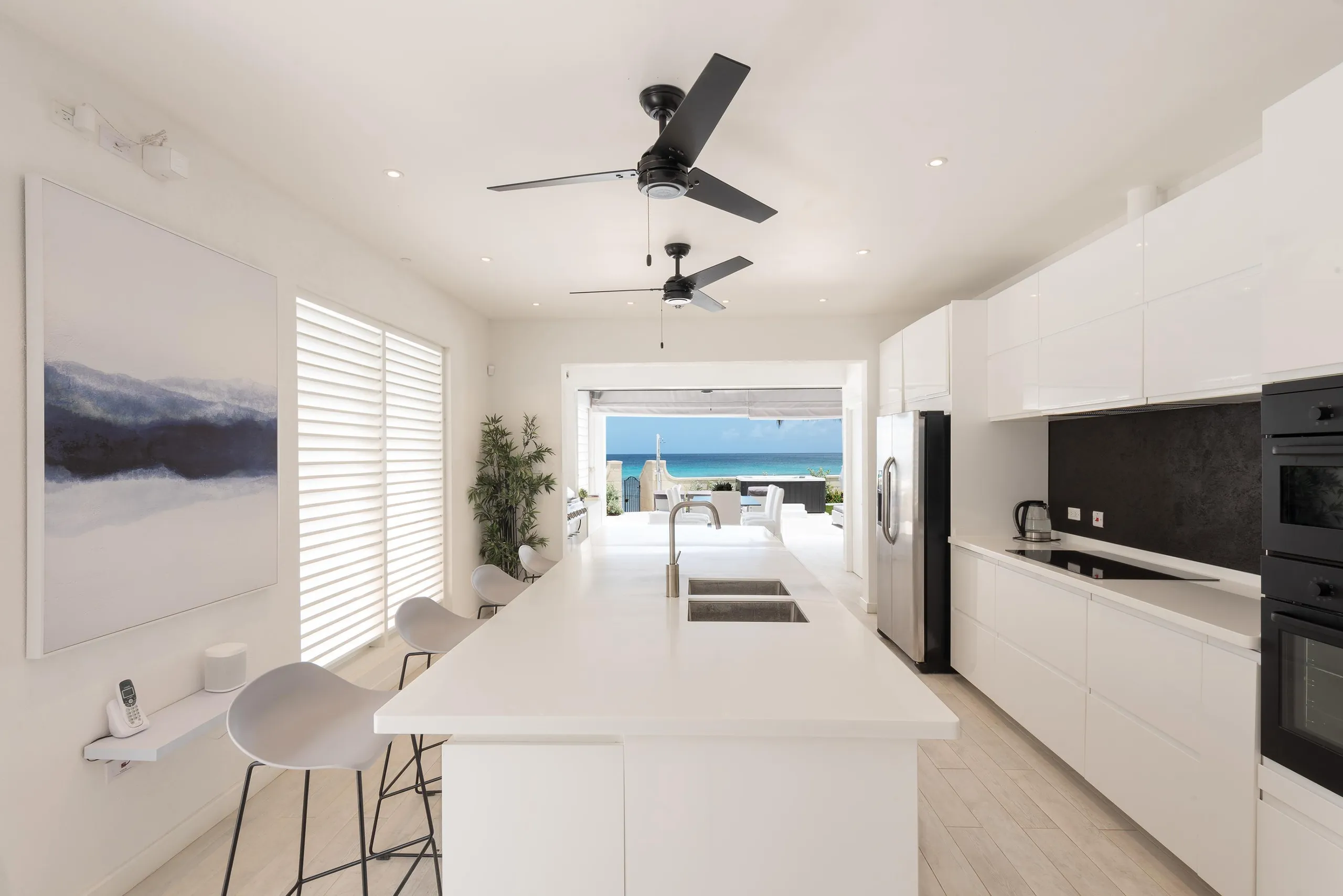 Barbados Ibiza-Style  Villa with Direct Beach Access — photograph 9