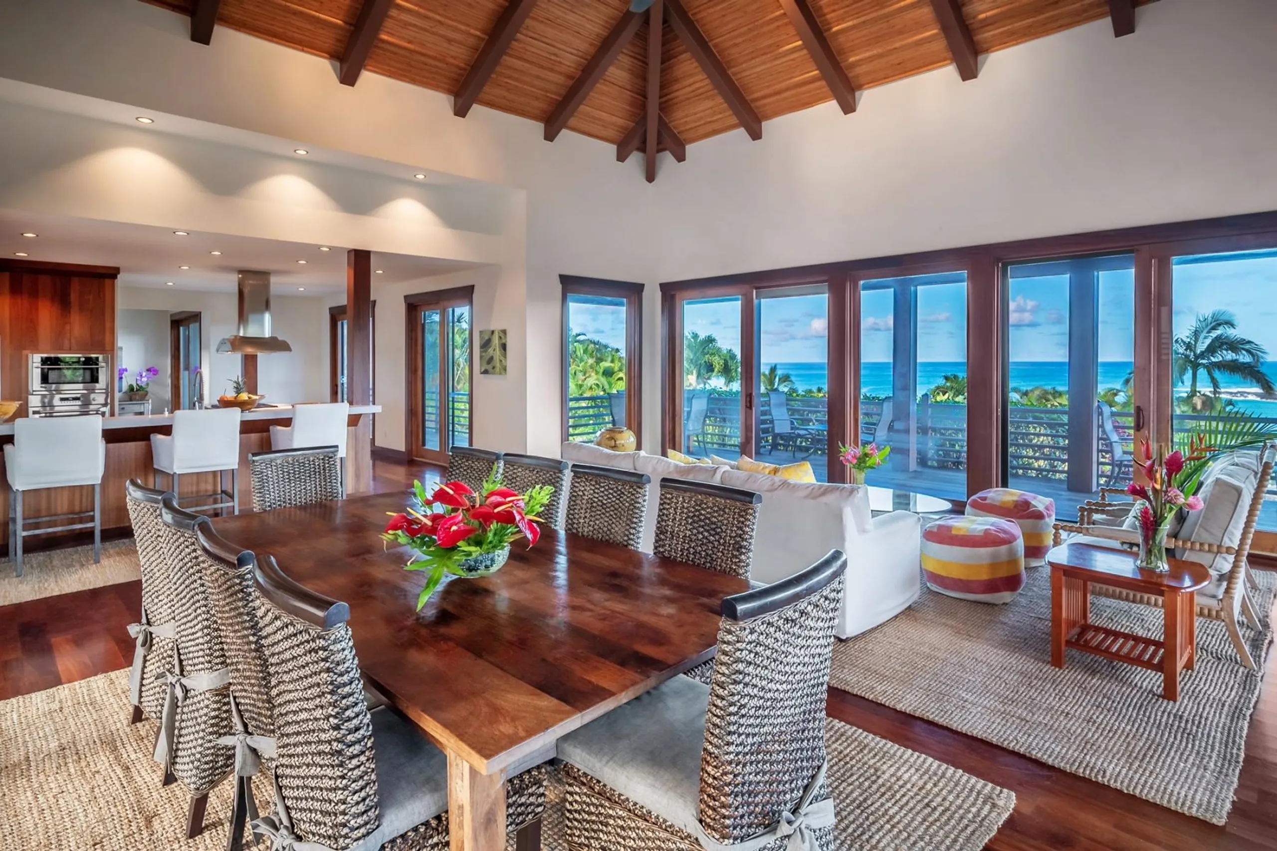Modern Asian Island Villa with Private Pool and Heavenly Ocean Views — photograph 12