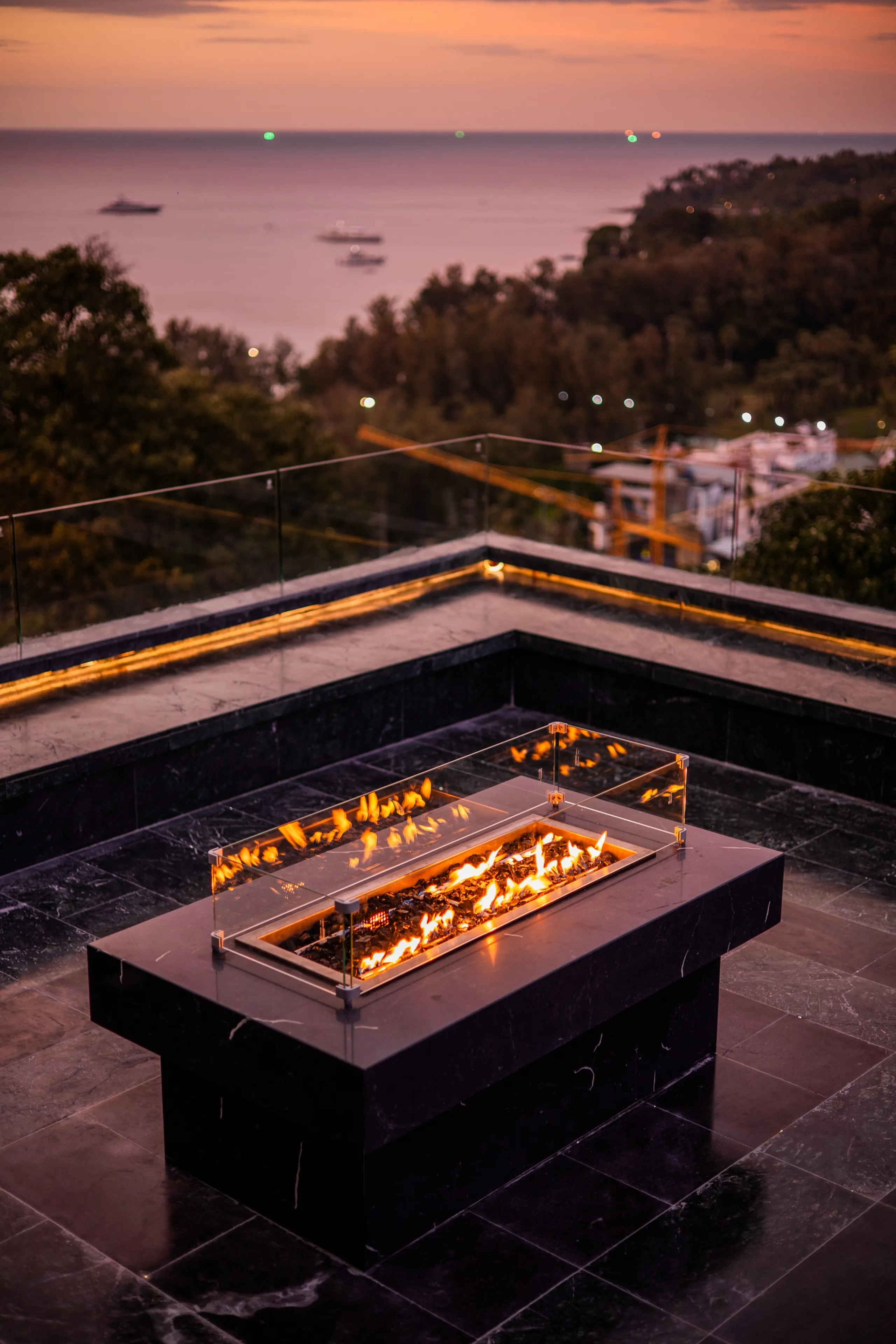 Phenomenal Hilltop Villa with Infinity Pool and Overlooking Andaman Sea Waters — photograph 5