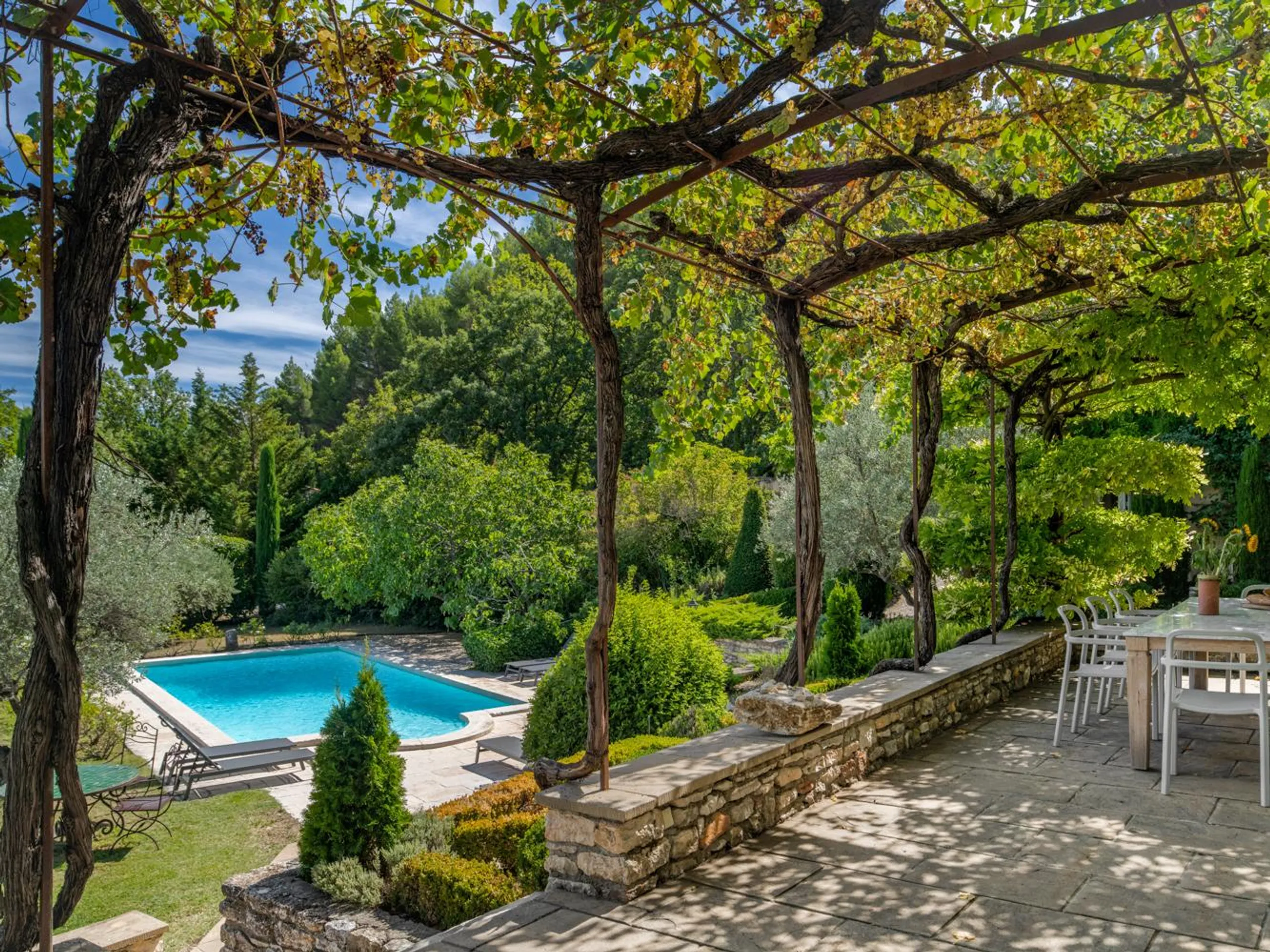 Rustic 6Bedroom Villa with Private Villa with Pool and Gardens — photograph 10