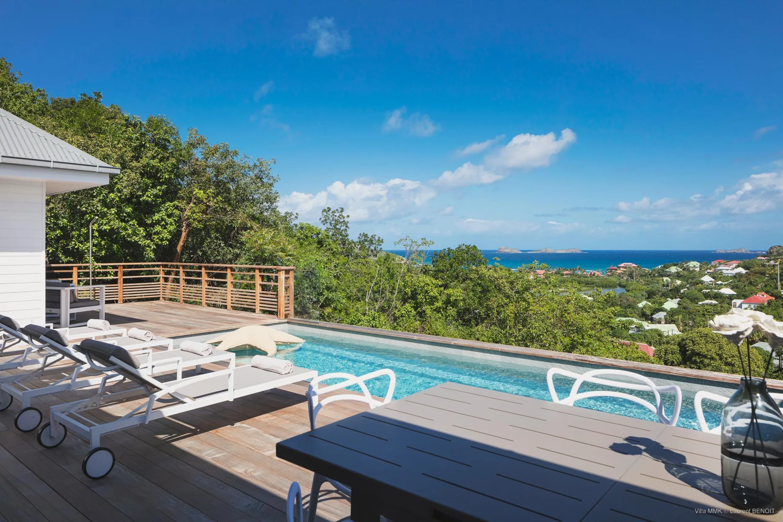 Flawless Seaview Villa with Private Pool and Bar Lounge — photograph 5