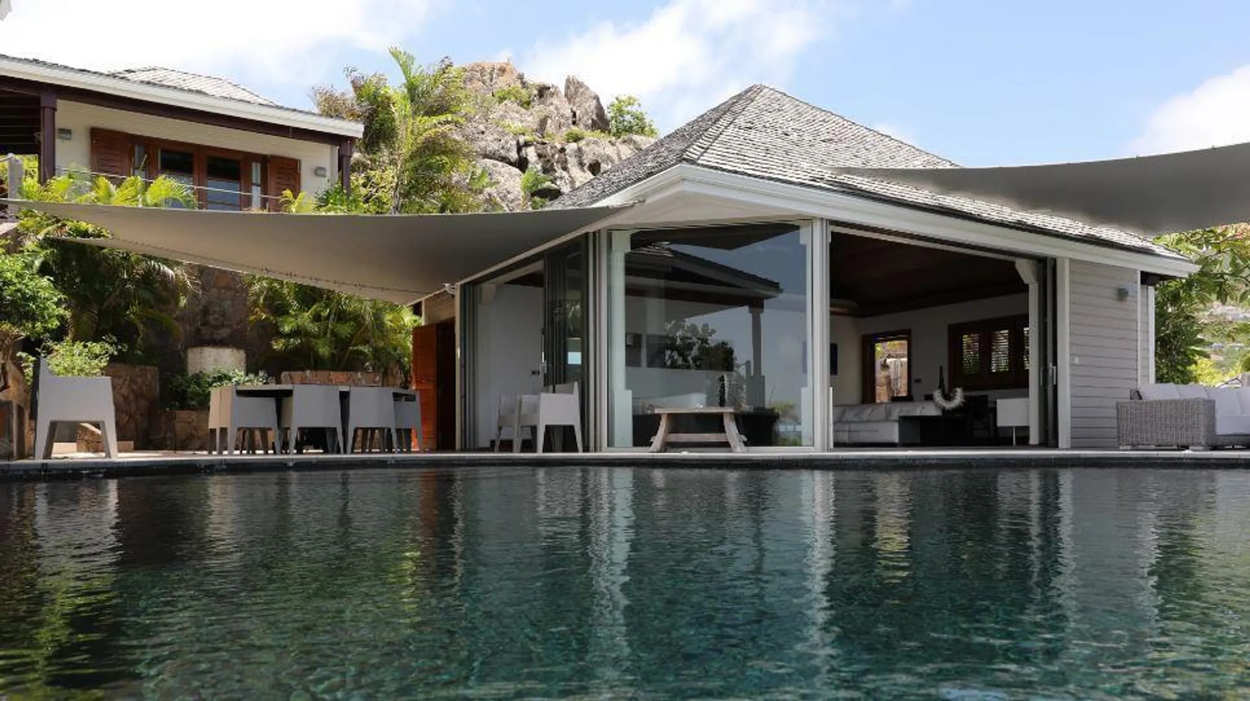Seaside Splendor Villa with Private Beach in Domaine du Levant, St. Barths — photograph 10