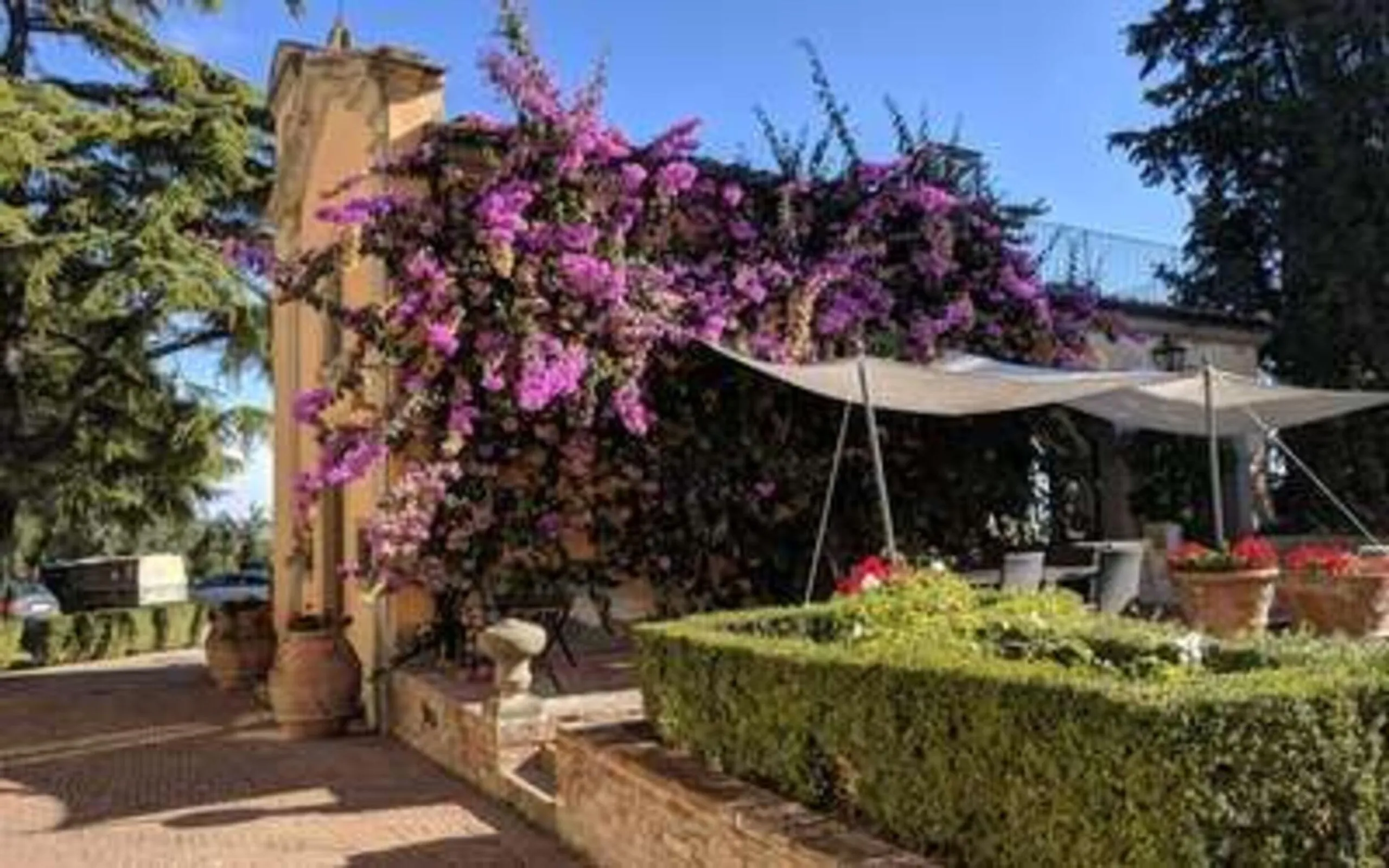 Majestic Castelfiorentino Estate with Private Pool, Fireplace,  and Stunning Views — photograph 12