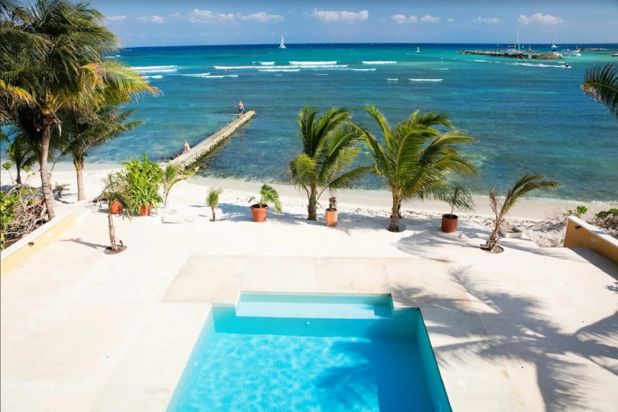 Beach Front Mayan Estate with Private Pool and Glamorous Ocean Views — photograph 5