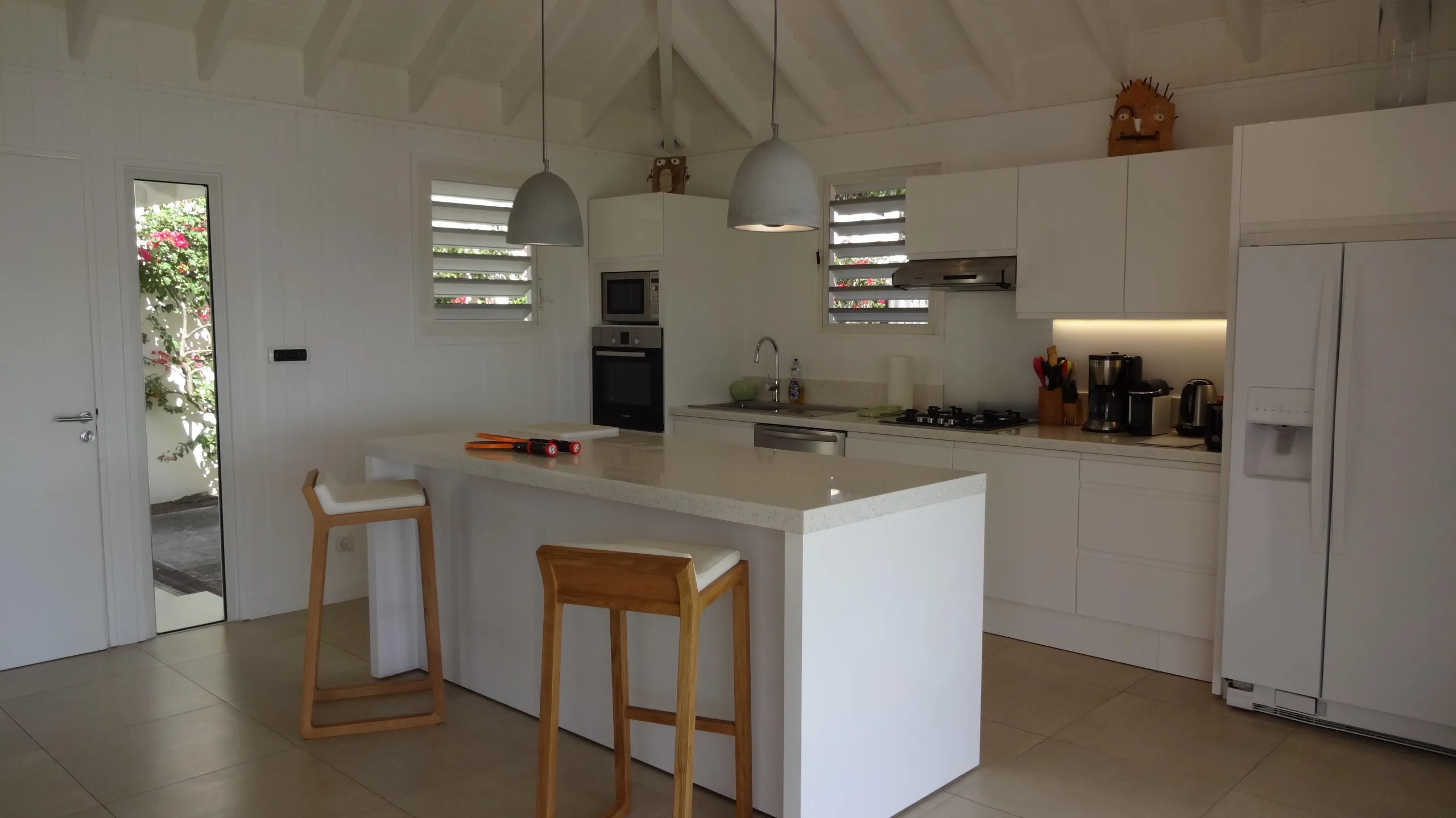 Glorious Oceanview Villa with Private Pool and Walks to Beach — photograph 7