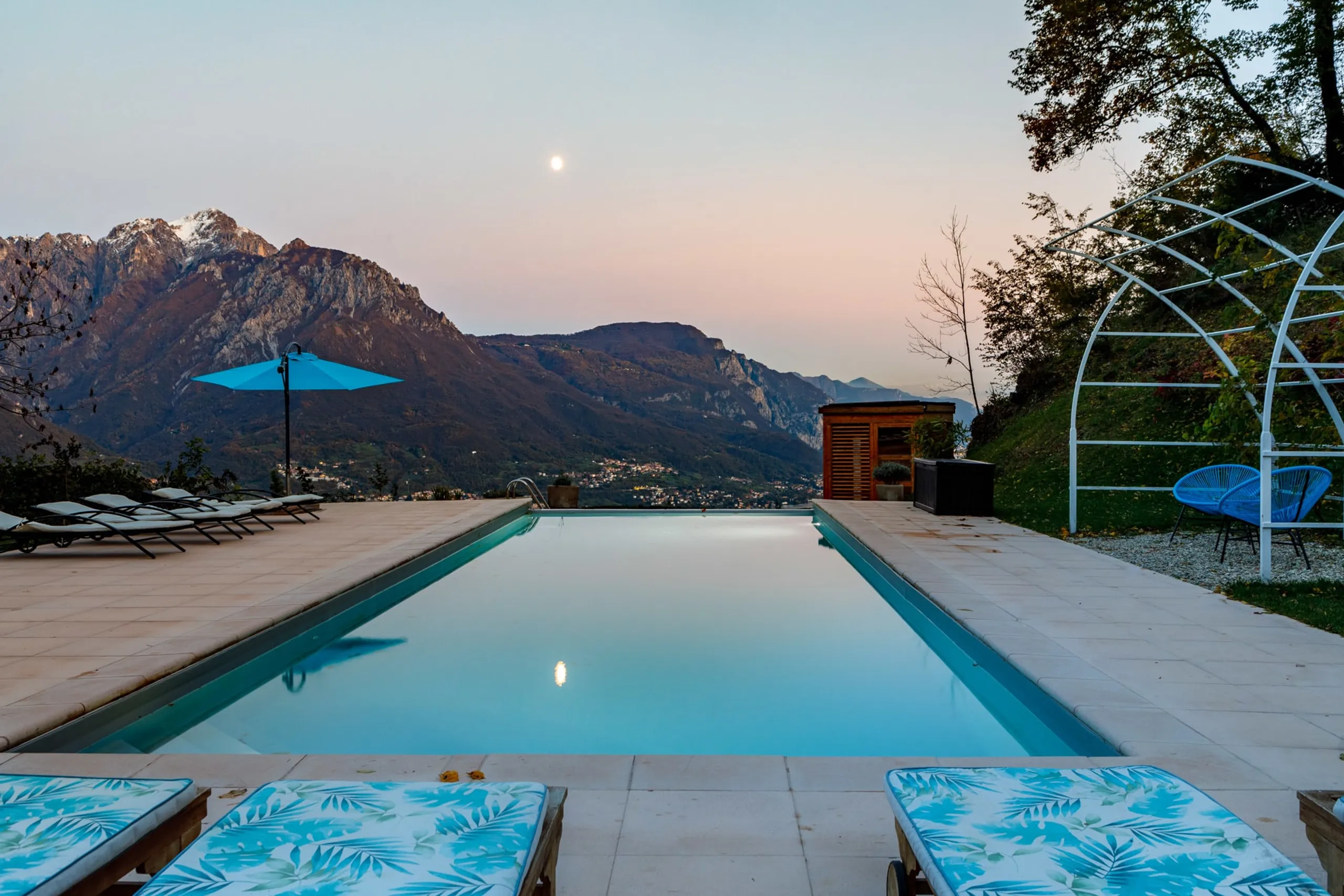 Captivating 6 BR Mid-Century Villa with Panoramic VIews in Lake Como