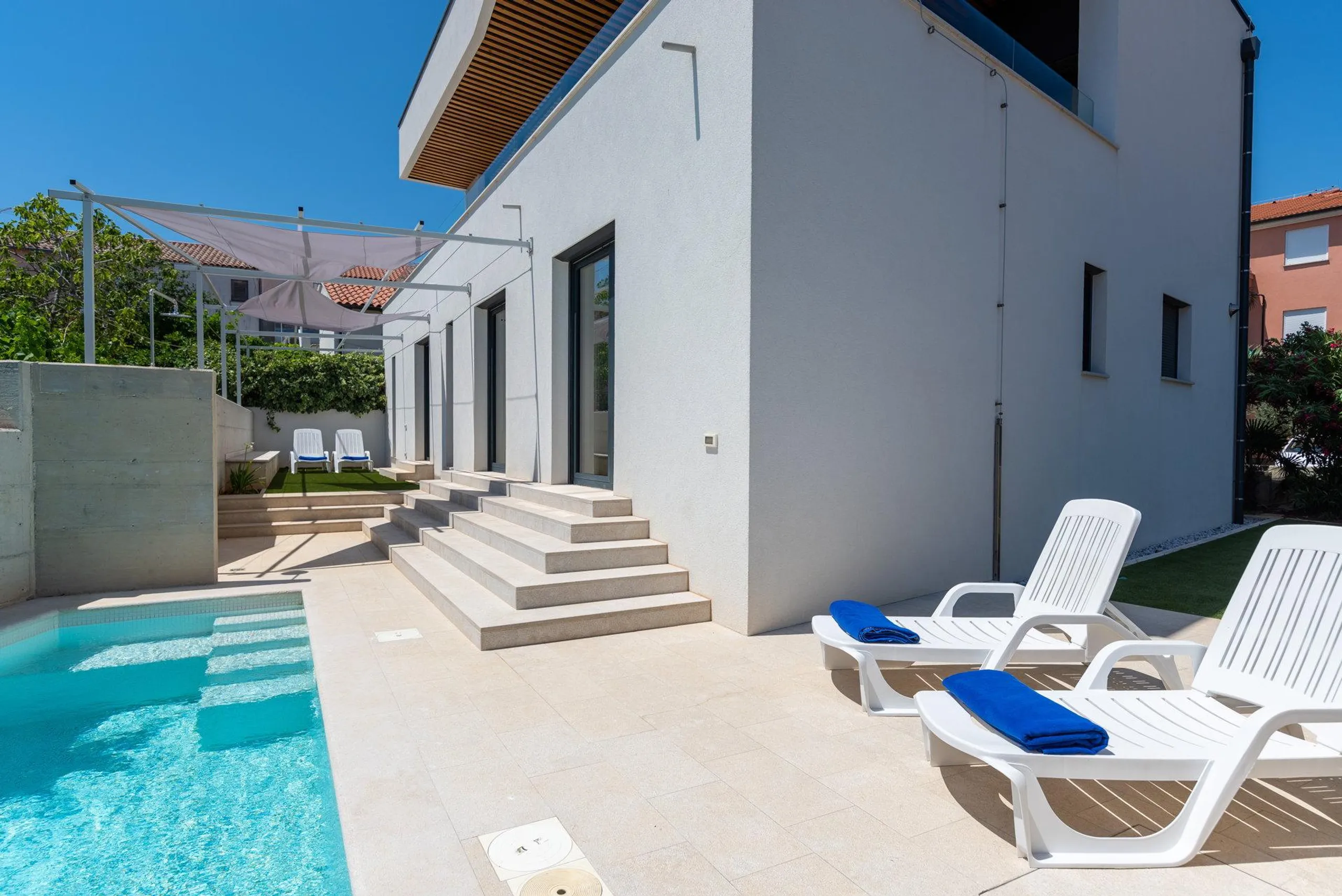 Elegant 4-Star Villa Near Pula with Pool and Beach Access — photograph 9