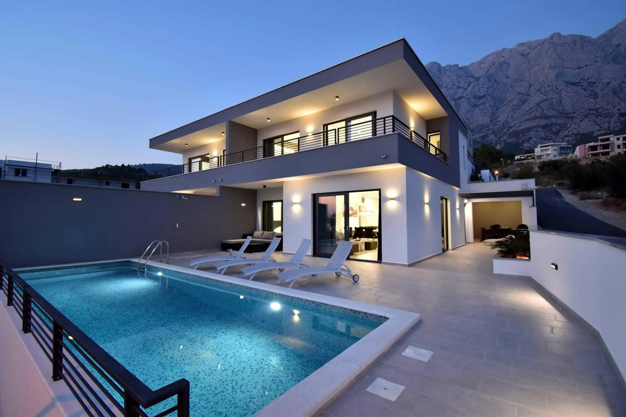 Tranquil Modern Villa with Heated Pool and Stunning Sea Views, Splitsko Dalmatinska