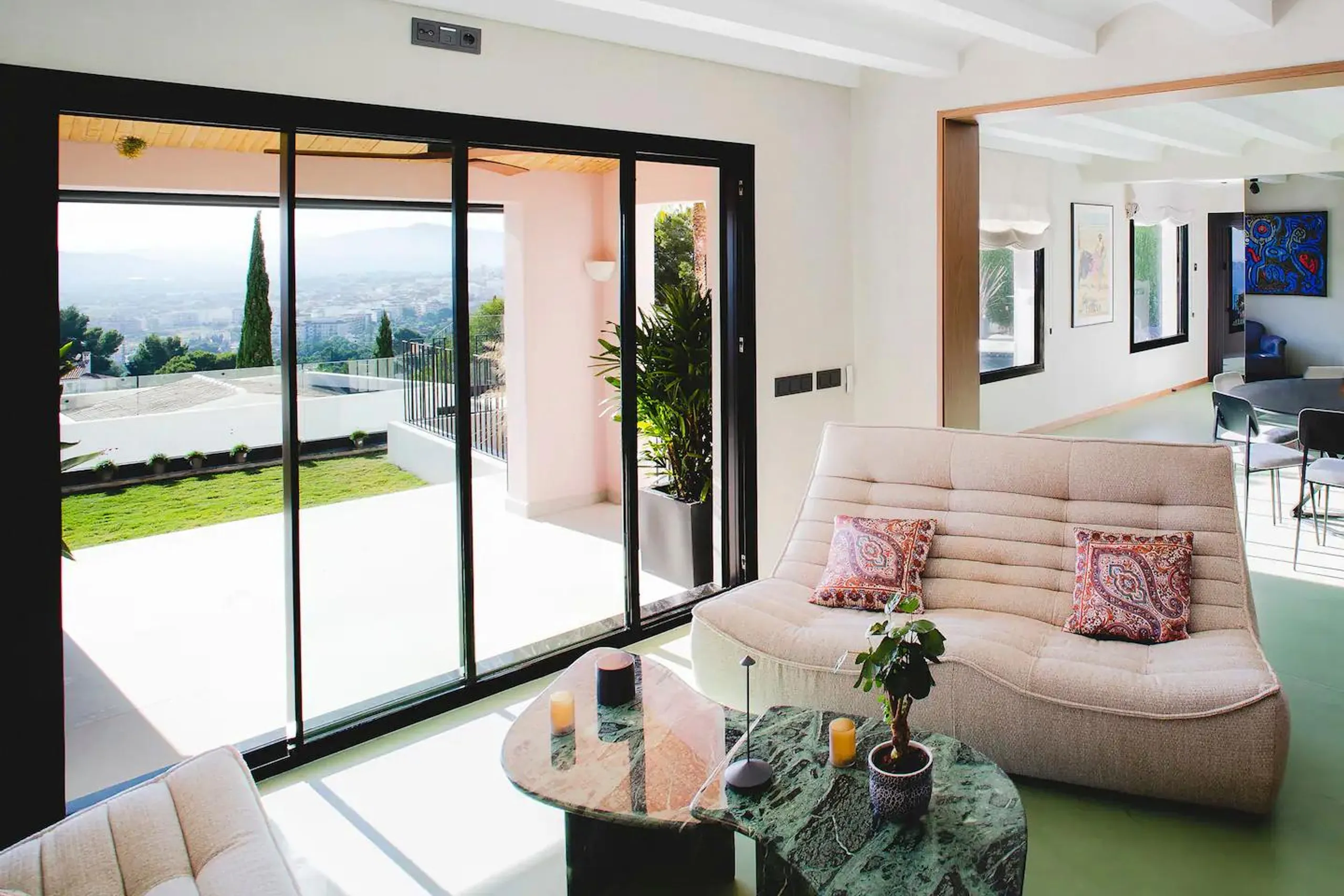 Splendid Hillside Villa with Private Pool and Javea Views — photograph 5