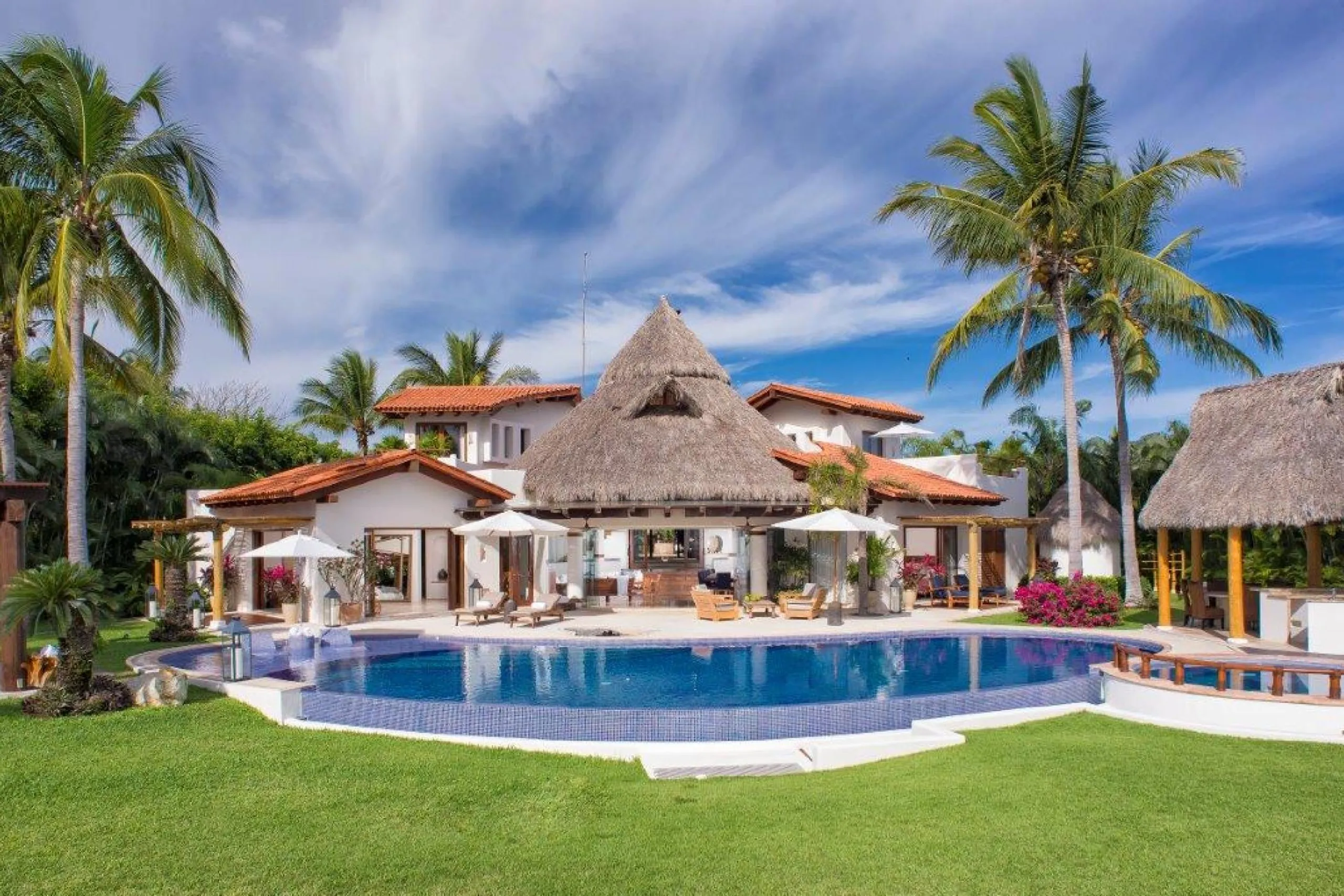 Magnificent Fully Staffed Luxury Beachfront Punta Mita Estate with Infinity Pool and Ocean Views, La Punta Estates