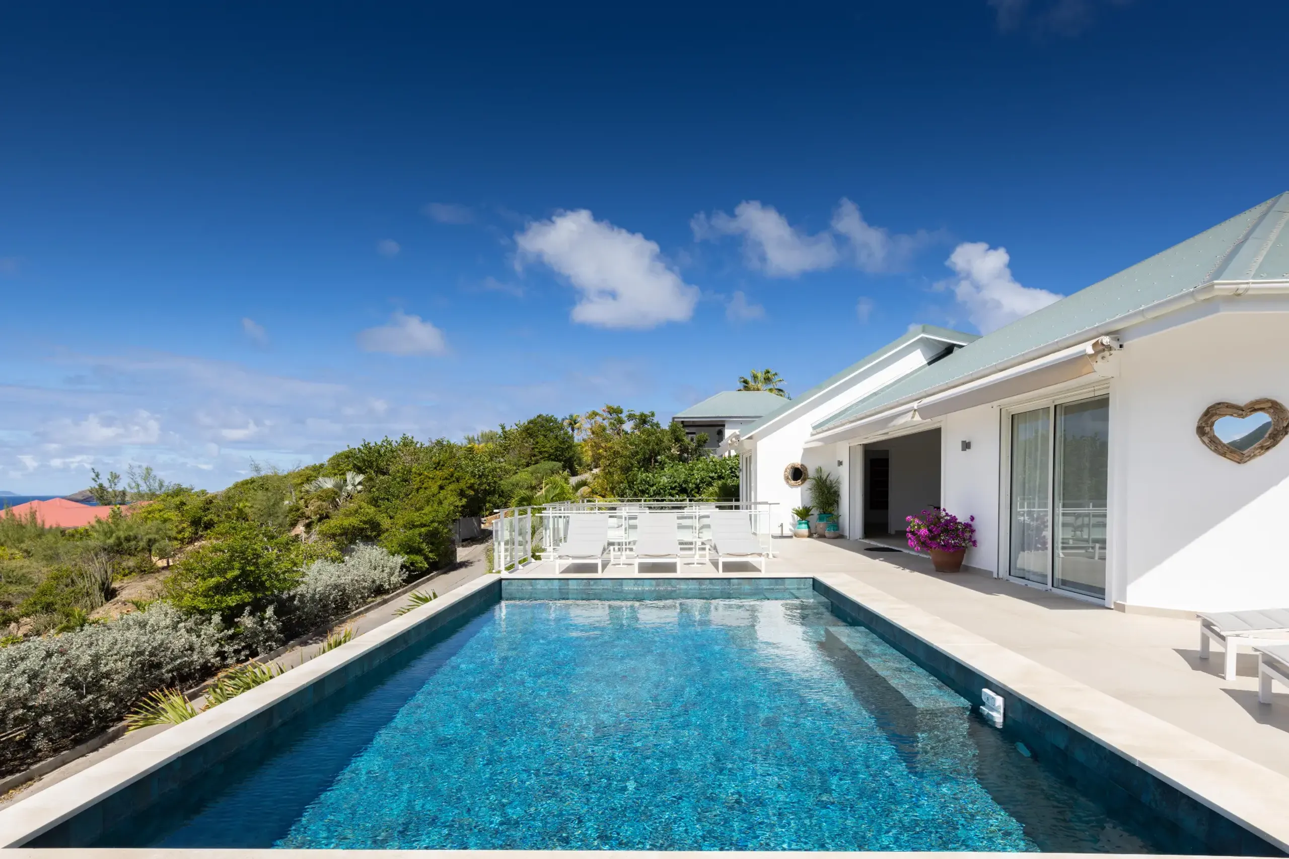 Deluxe Pointe Milou Villa with Private Pool and Ocean Views — photograph 5