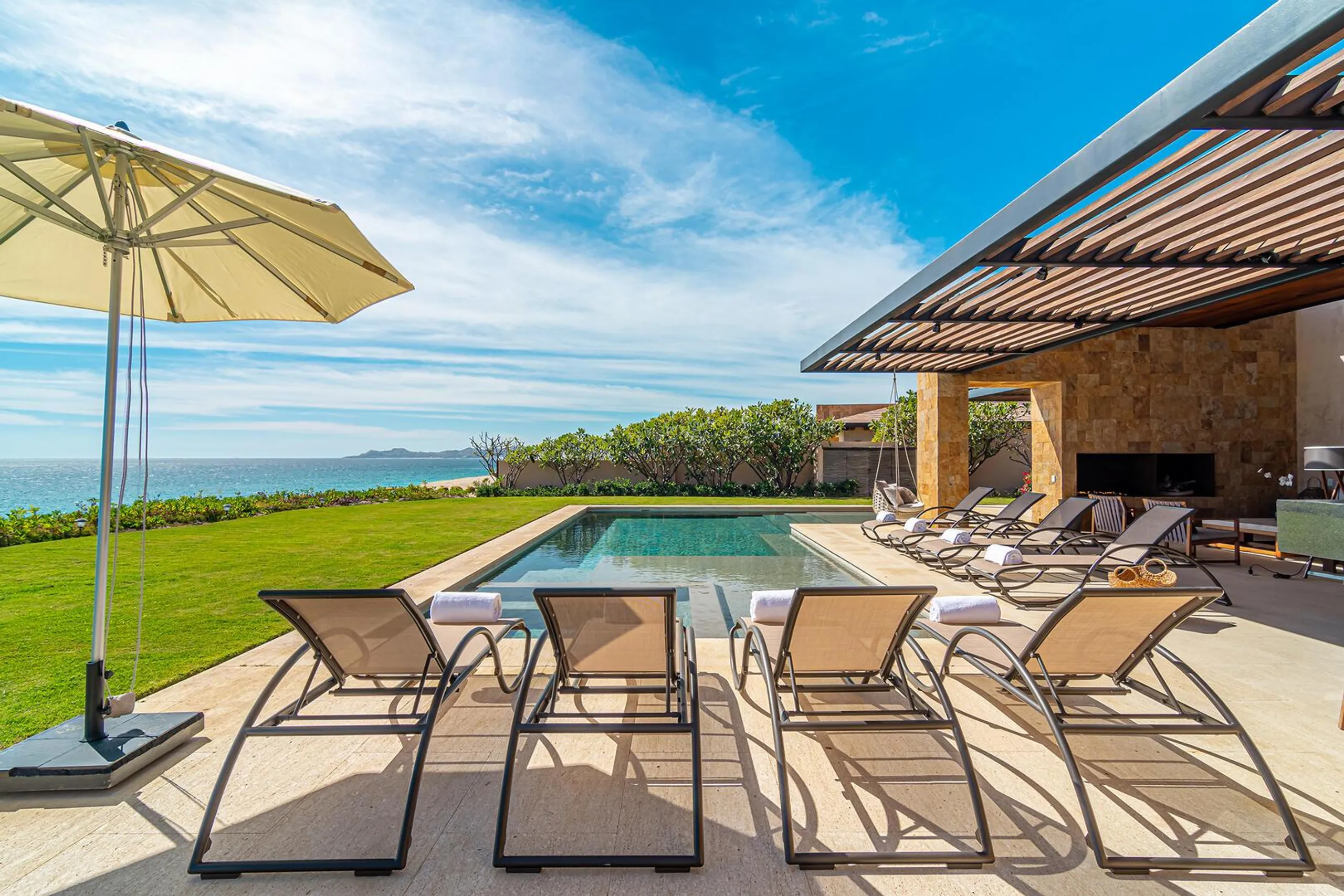 Beachfront Puerto Los Cabos Estate with Private Pool and Ocean Views — photograph 10