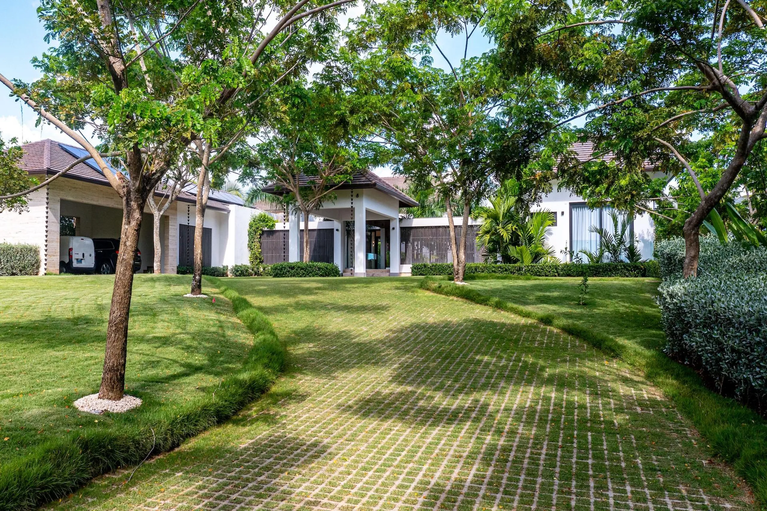 Opulent Charm in Río Arriba with Private Pool and Caribbean Views — photograph 4