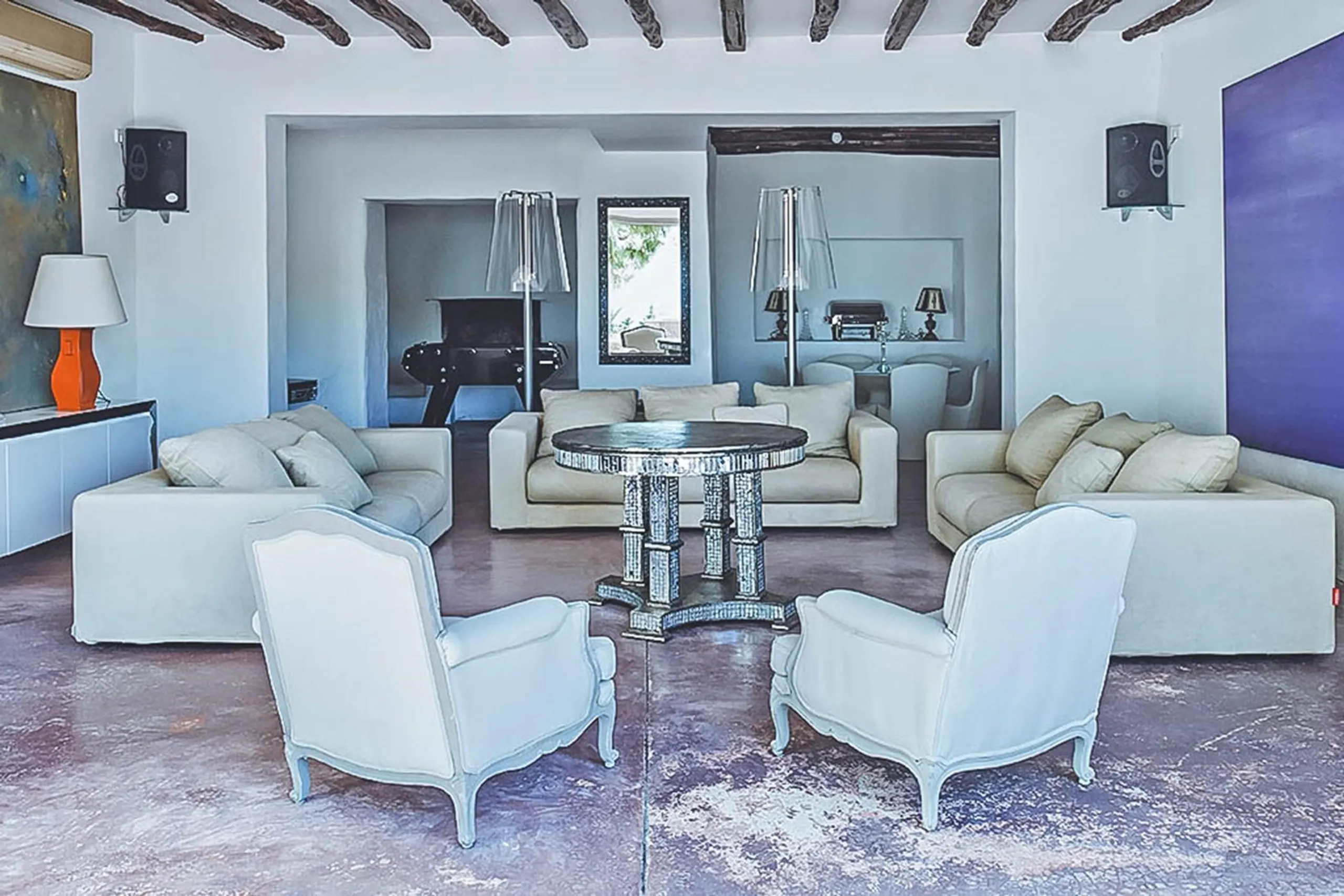 Gleaming Luxury Villa with Pool and Spectacular Views of Talamanca Bay — photograph 10
