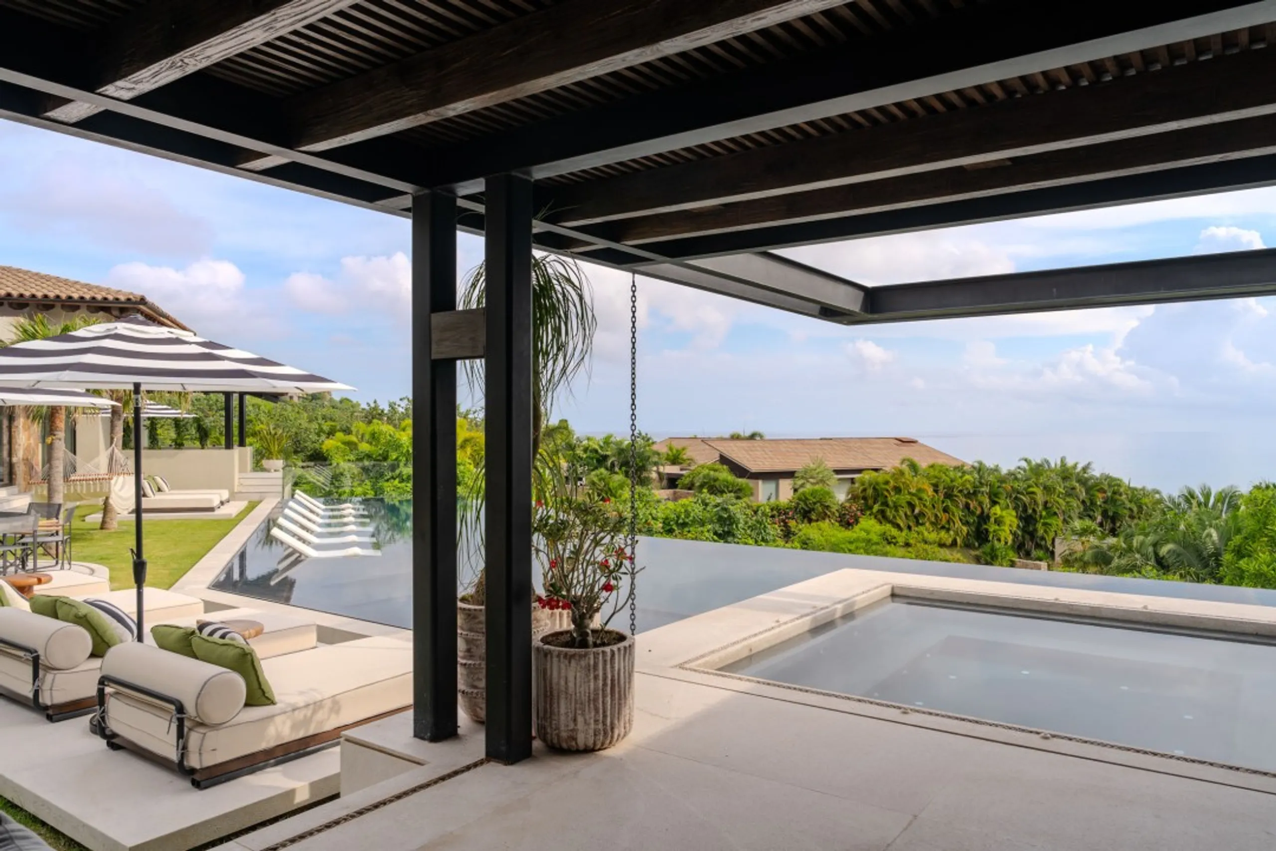 Spacious Punta Mita Villa with Beach Access & Panoramic Views — photograph 12