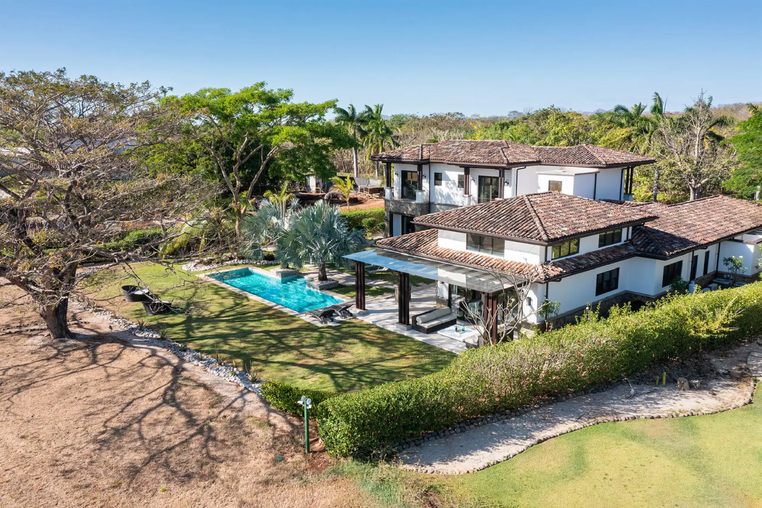 Elegant Hacienda Pinilla Villa with Private Pool, Beach Access, and Golf Course Views, Hacienda Pinilla