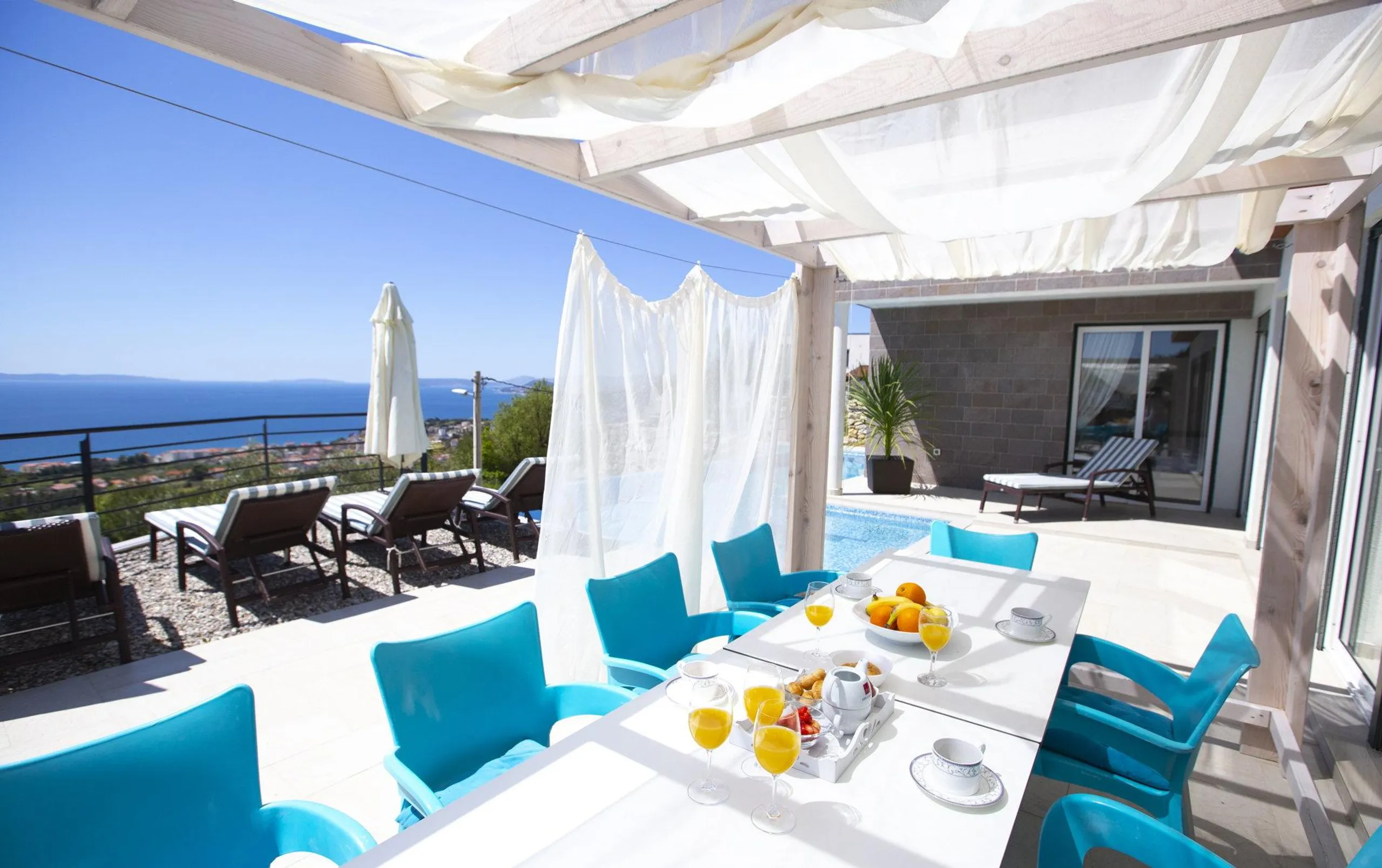 Relaxing Mediterranean Villa with Private Pool and Sea Views — photograph 7