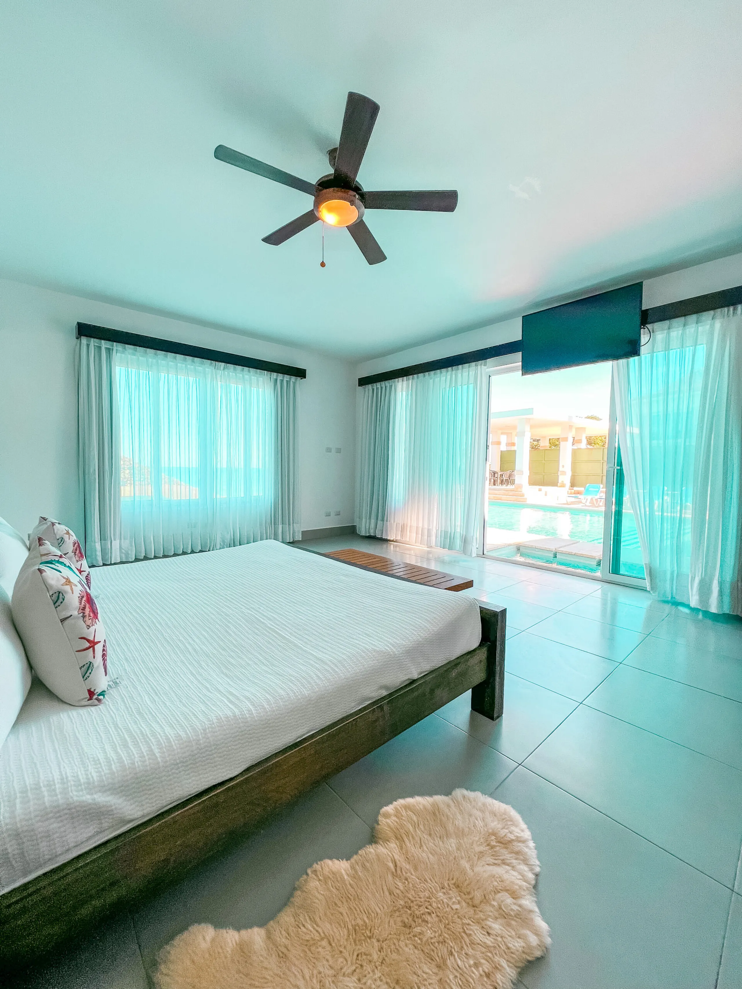 Splendid Tropical Villa with Infinity Pool, Jacuzzi and Stunning Ocean Views — photograph 6