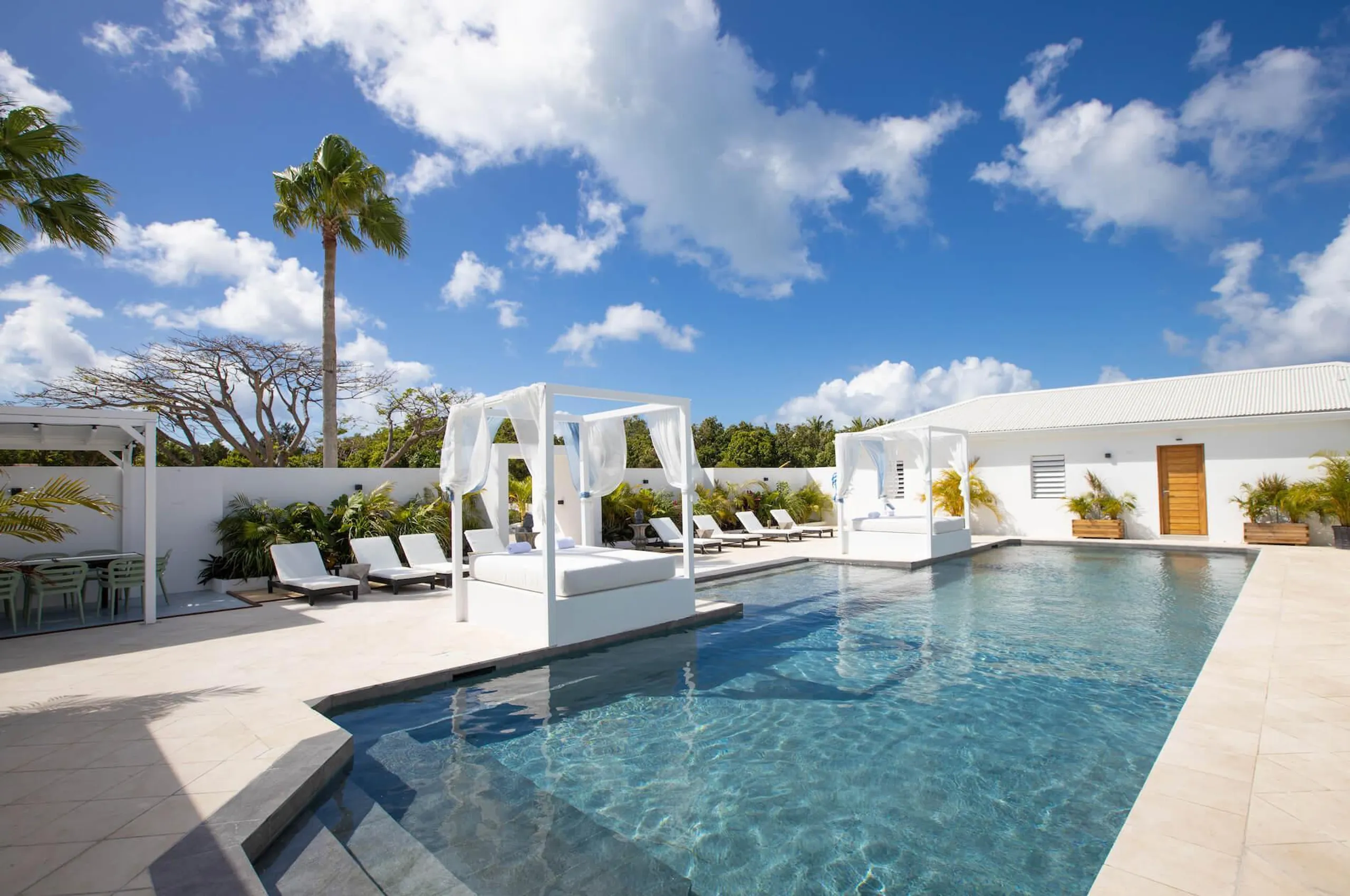 Ultra Luxe Terres Basses Villa with Private Pool  and Private Access to Baie Rouge Beach — photograph 9