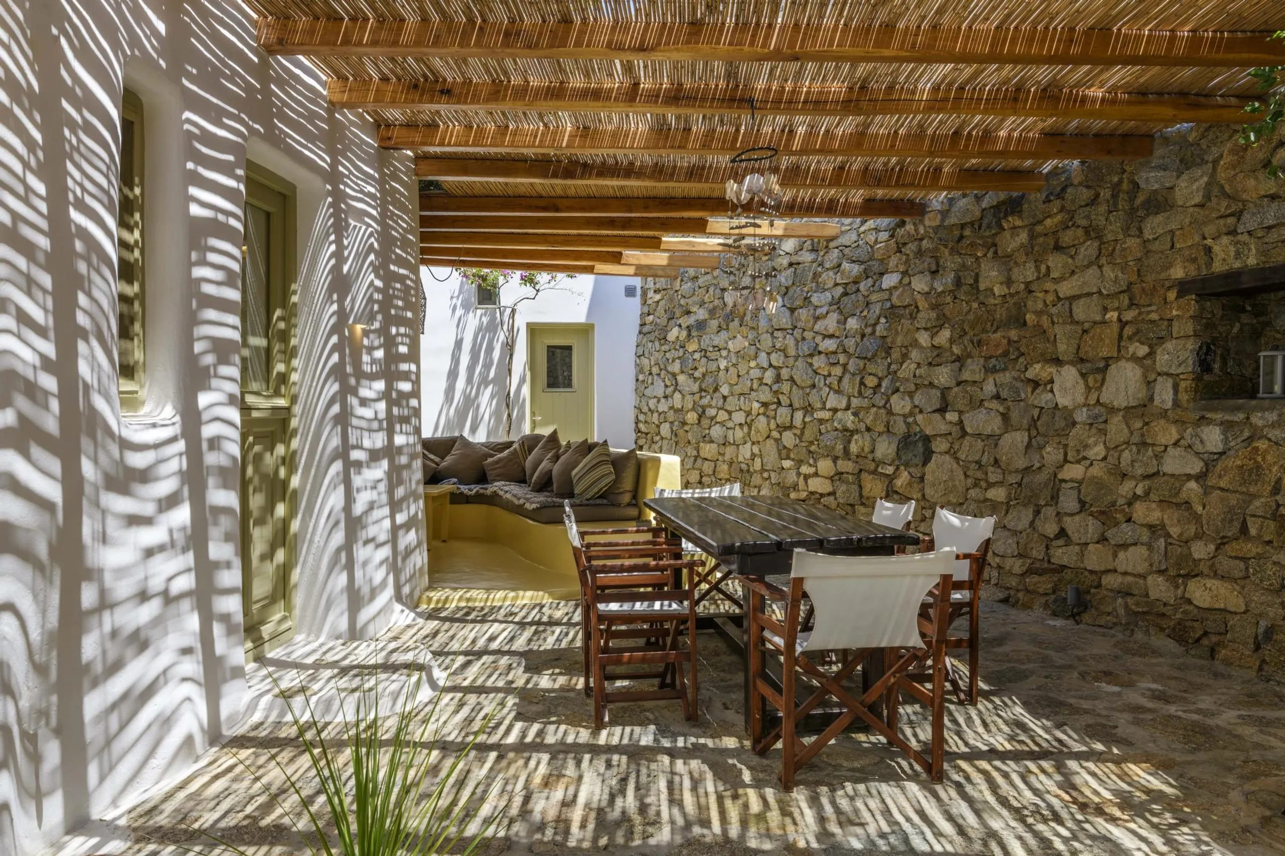 Beautiful Traditional Villa in Mykonos with Invigorating Pool — photograph 8