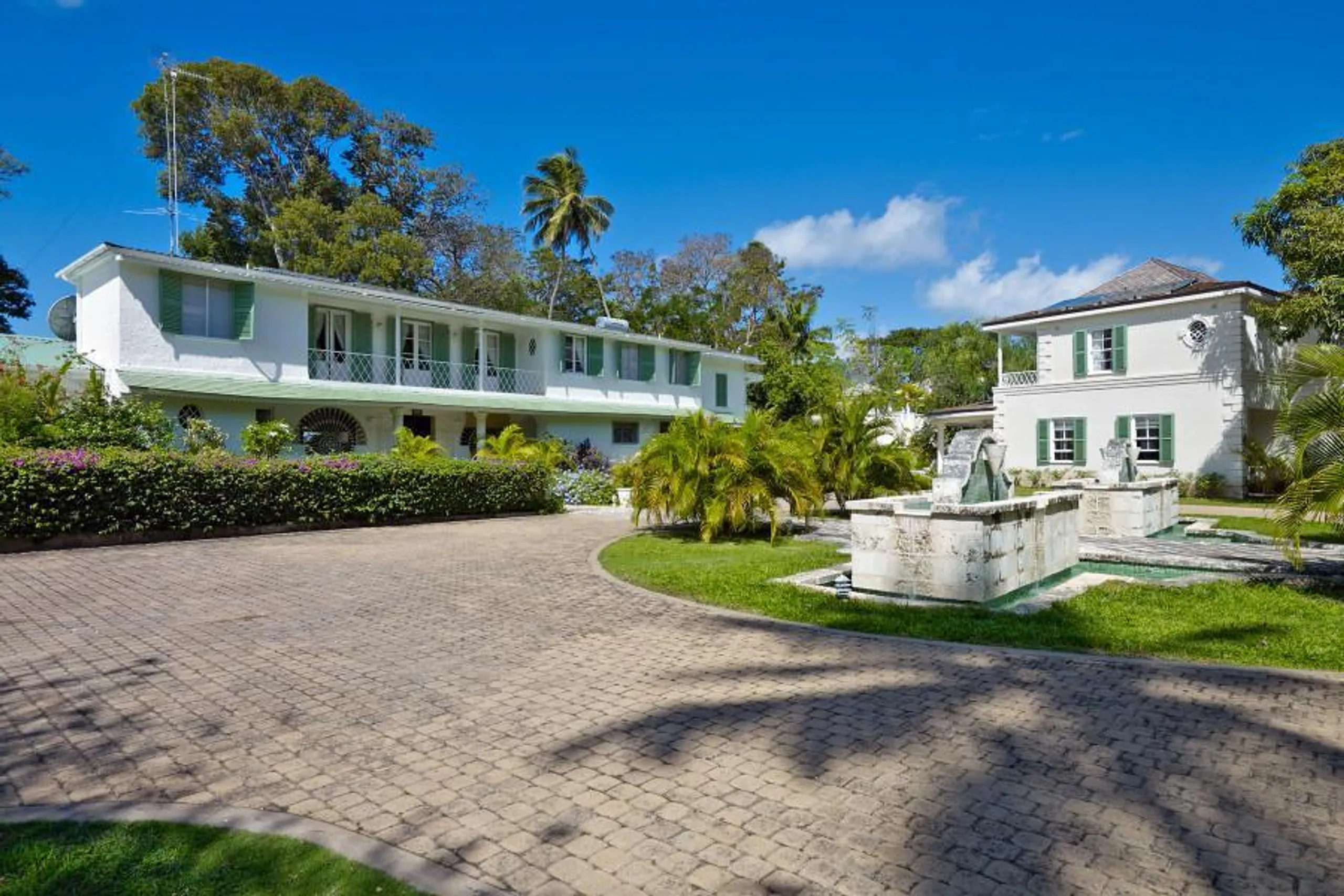 Barbados Majestic Villa with Breathtaking Views of the Caribbean Sea — photograph 2