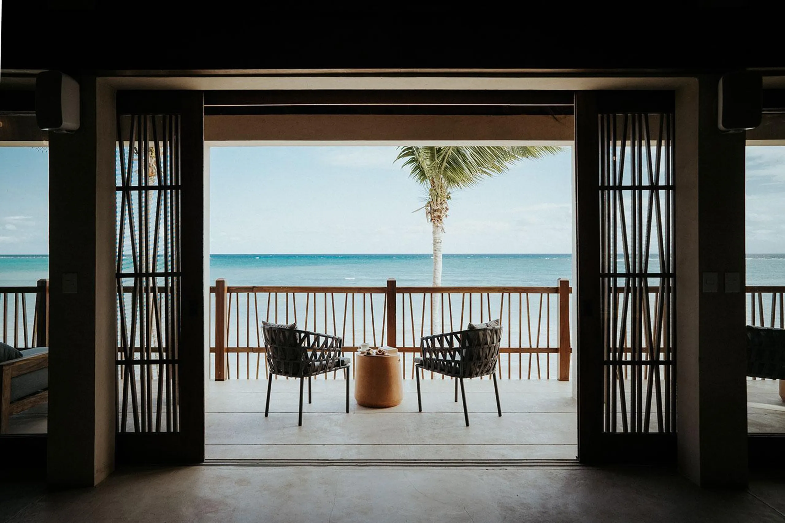 Enchanting Eco-Luxe Chic Retreat with Private Pool and  Oceanic Delights — photograph 6