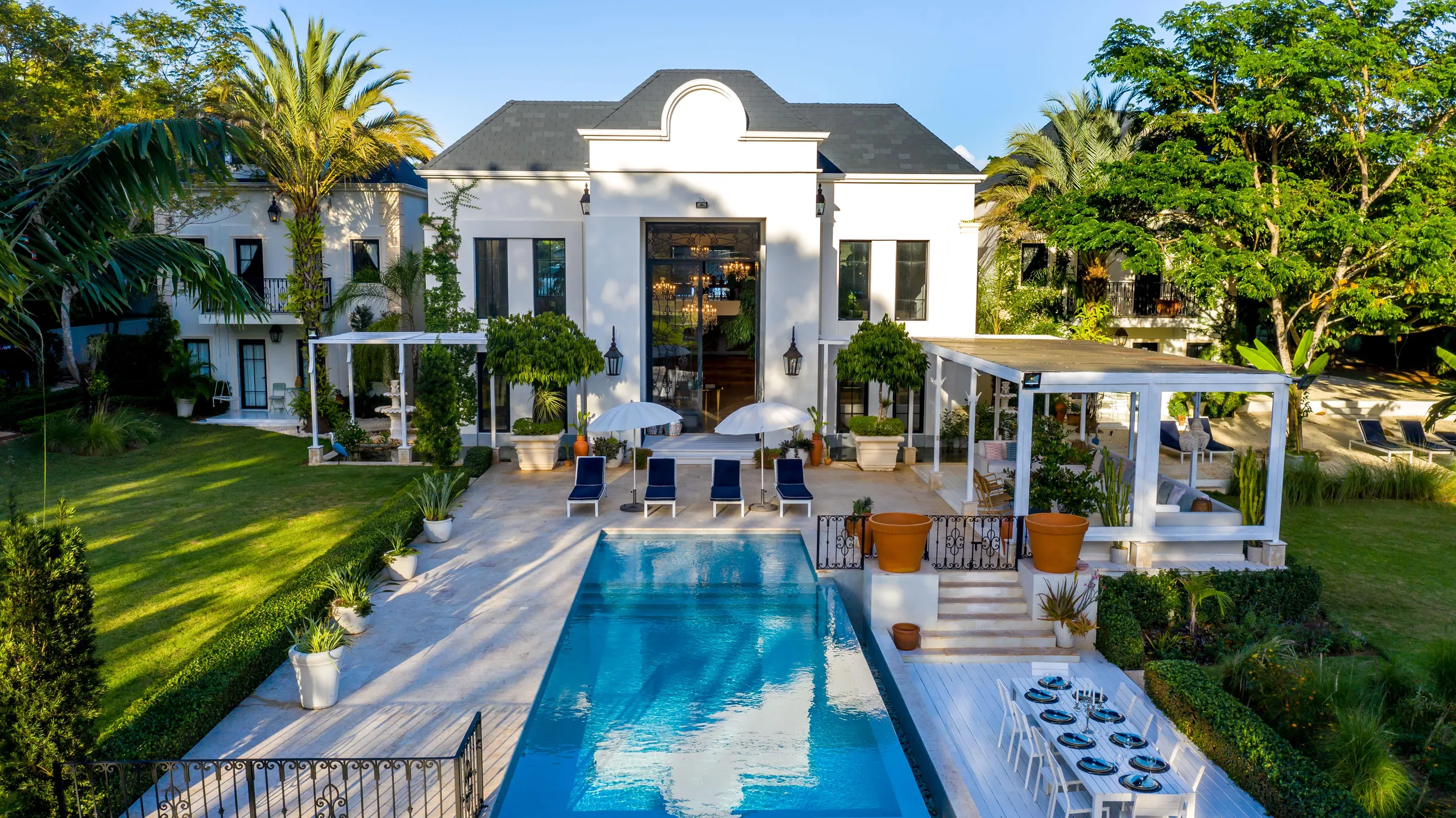 Phenomenal 6BR Villa with Private Pool and Stylish Interiors — photograph 8