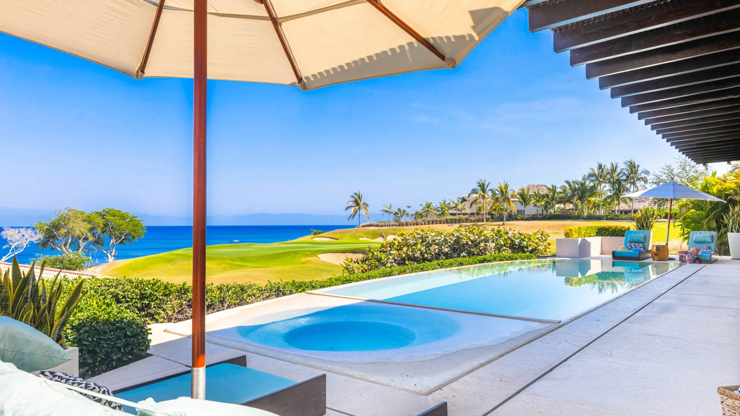 Sleek One-Level Oceanview Villa with Heated Pool & Jacuzzi, Punta Mita