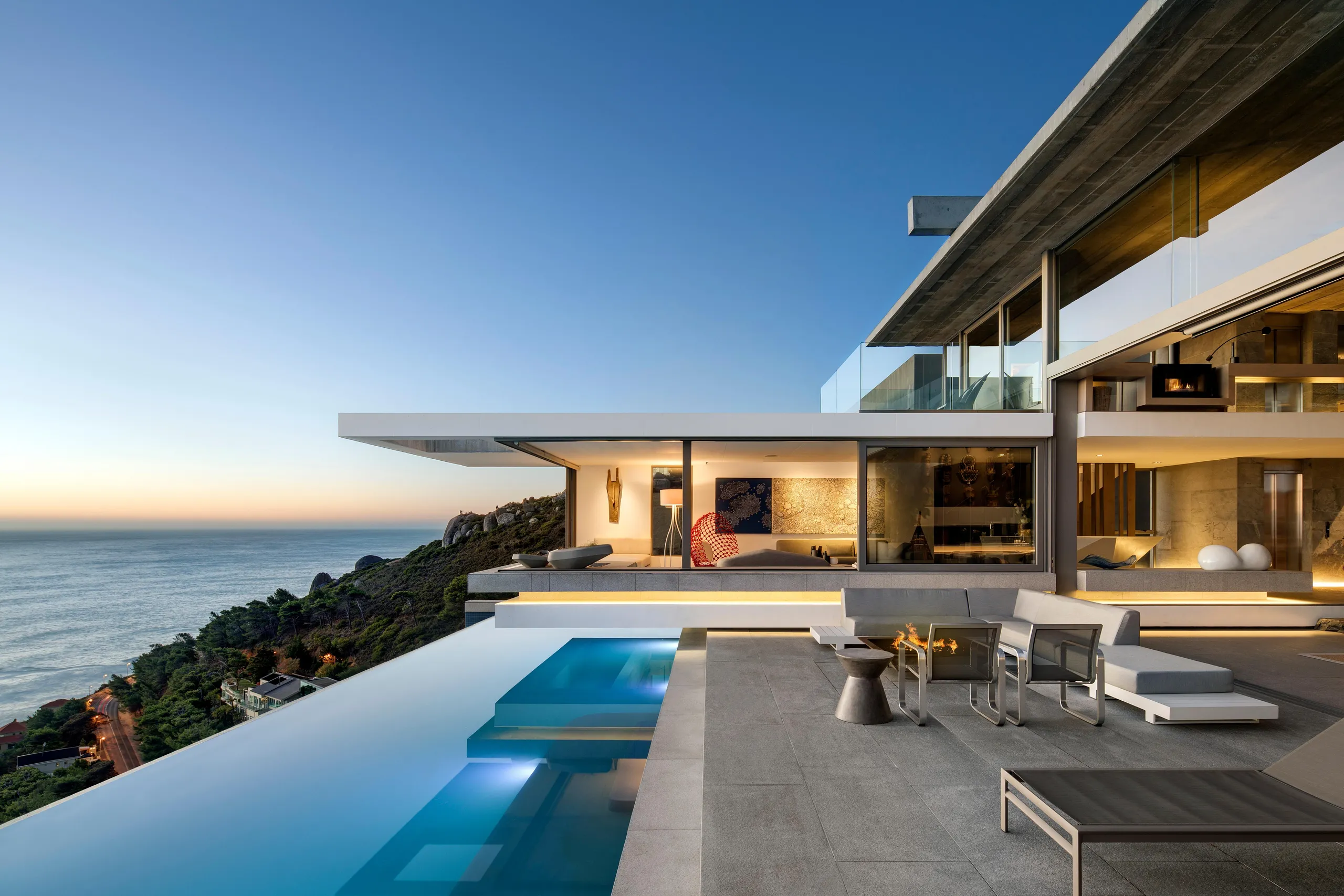 Modern Contemporary Ultra Villa with Glass-Floored Bar and Infinity Pool, Cape Town
