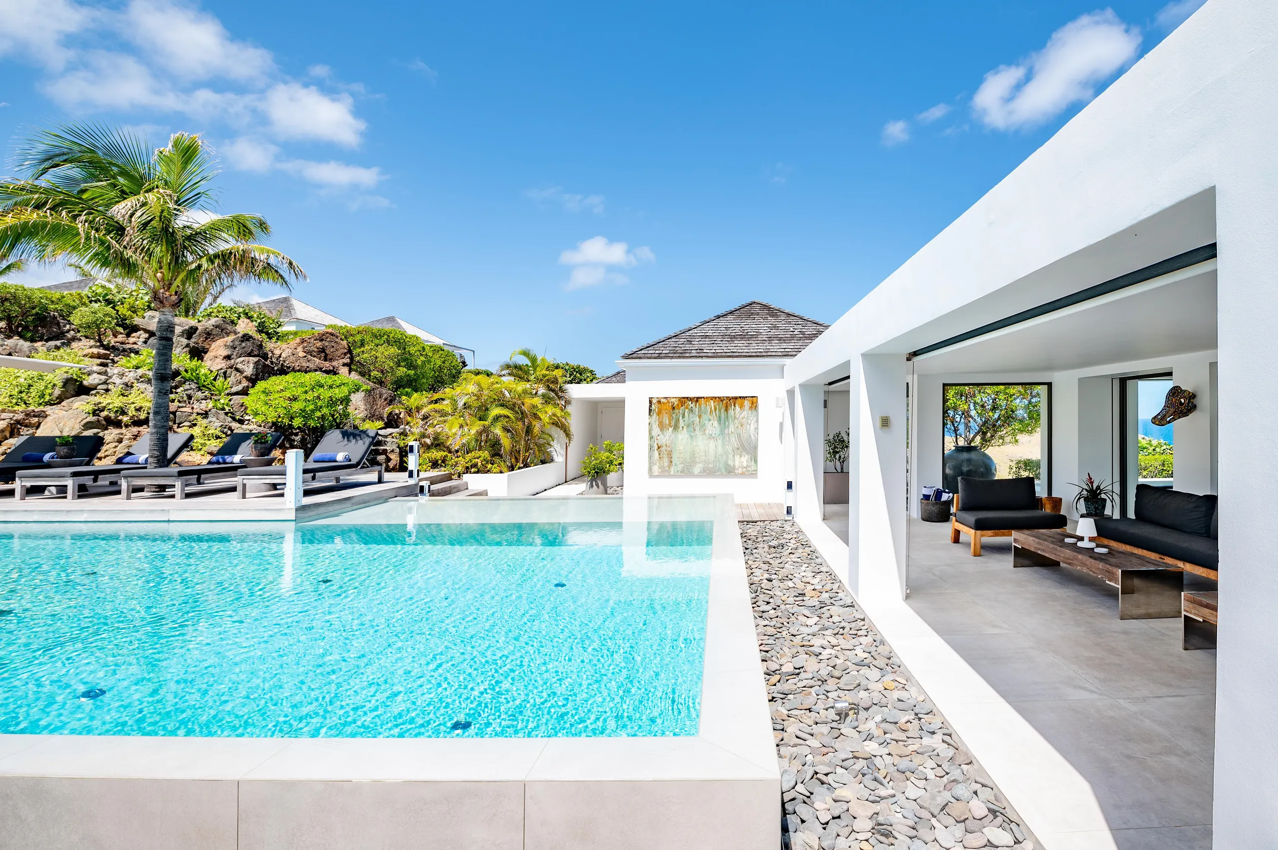 Exceptional Architectural Estate with Private Pool and  Panoramic Ocean VIews — photograph 7