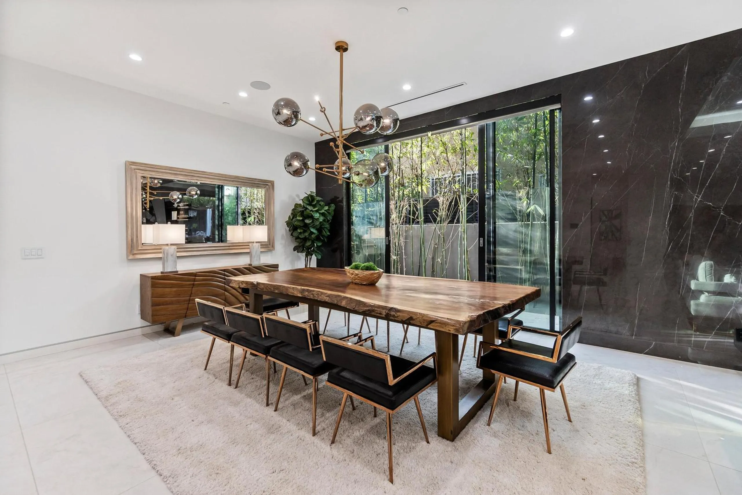 Chic West Hollywood Villa with Private Pool — photograph 7