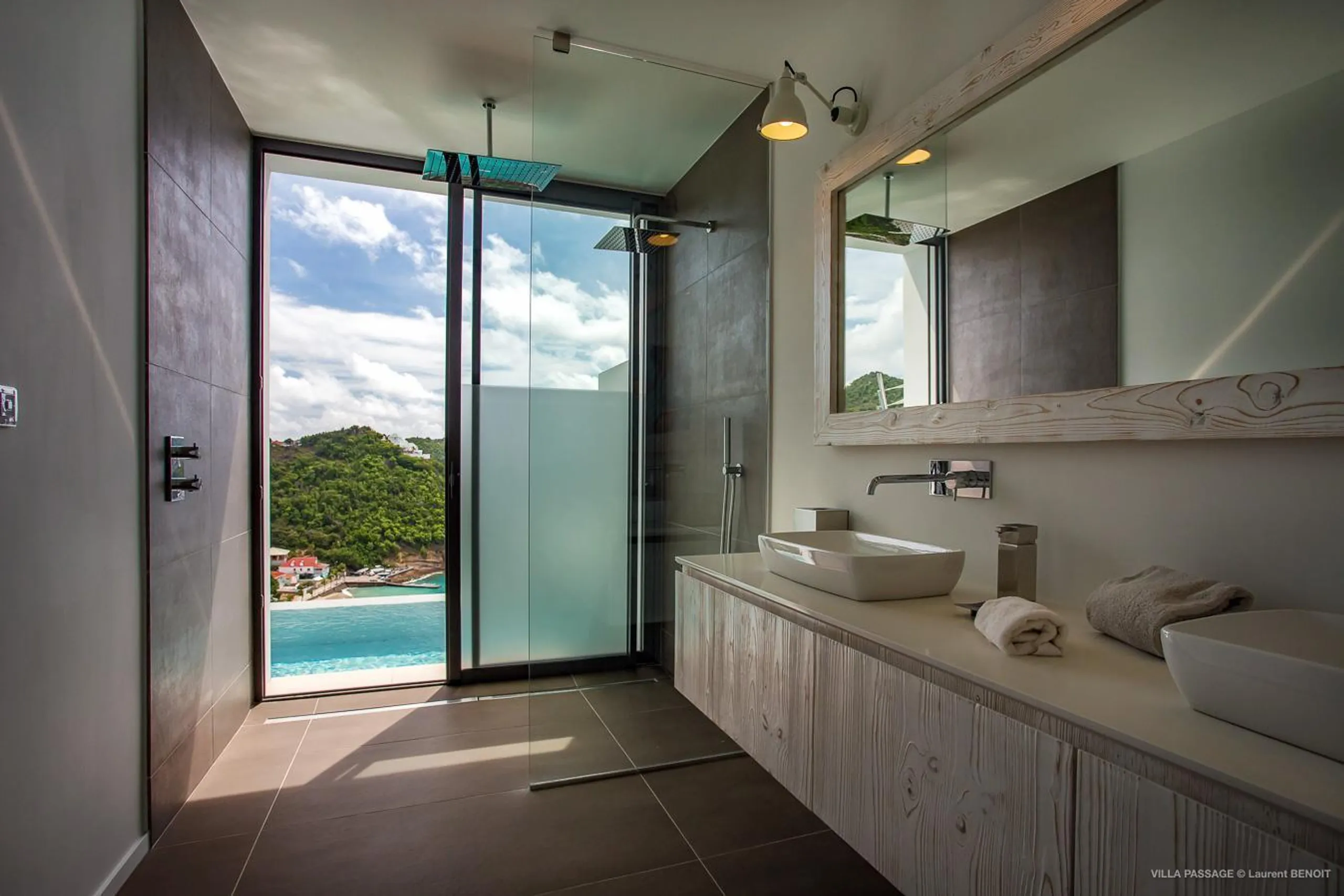 Modern Oceanview Corossol Villa with Private Pool and Walks to Beach — photograph 11