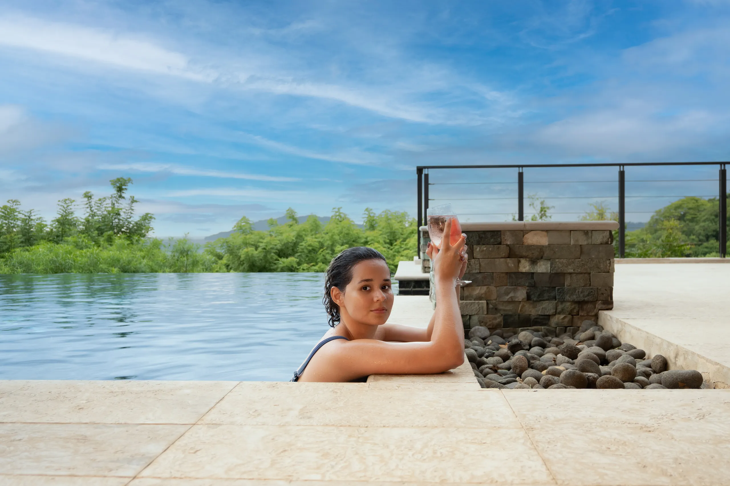 Ultra-Luxury Tamarindo Villa with Infinity Pool, Gym & Oceanview Terrace — photograph 7