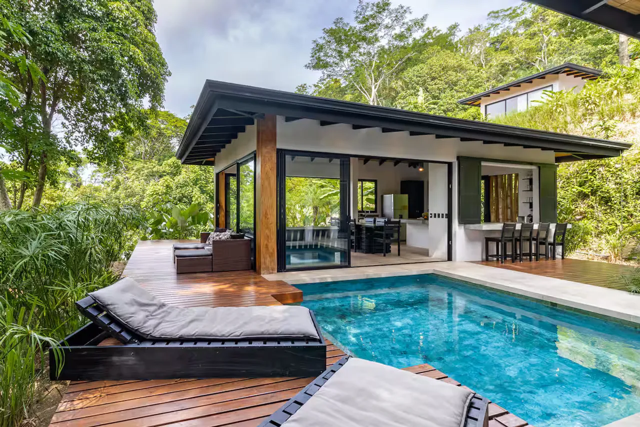 Santa Teresa Surfing Villa