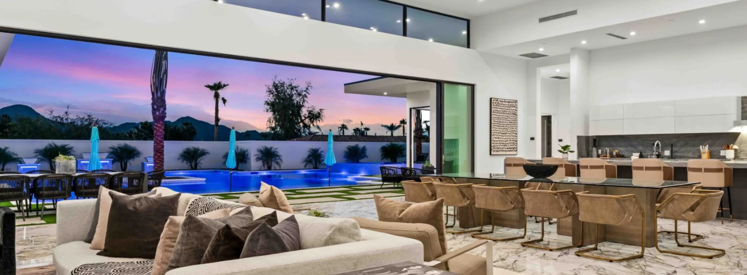 Contemporary Villa with Private Pool, Fire Pit & Designer Interior — photograph 9