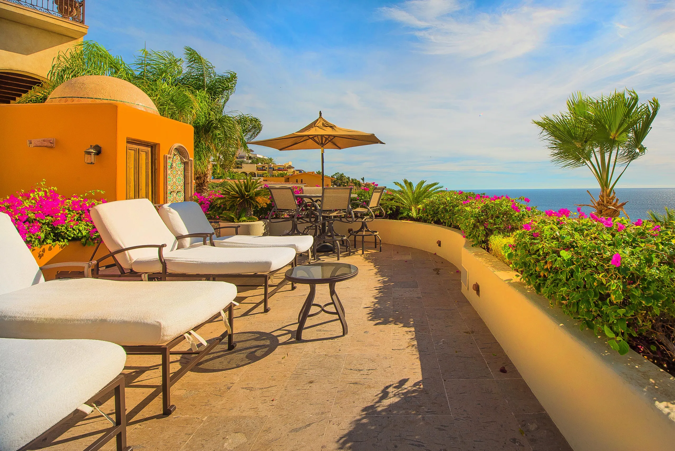 Stunning Cabo San Lucas Estate with Stunning Views — photograph 8