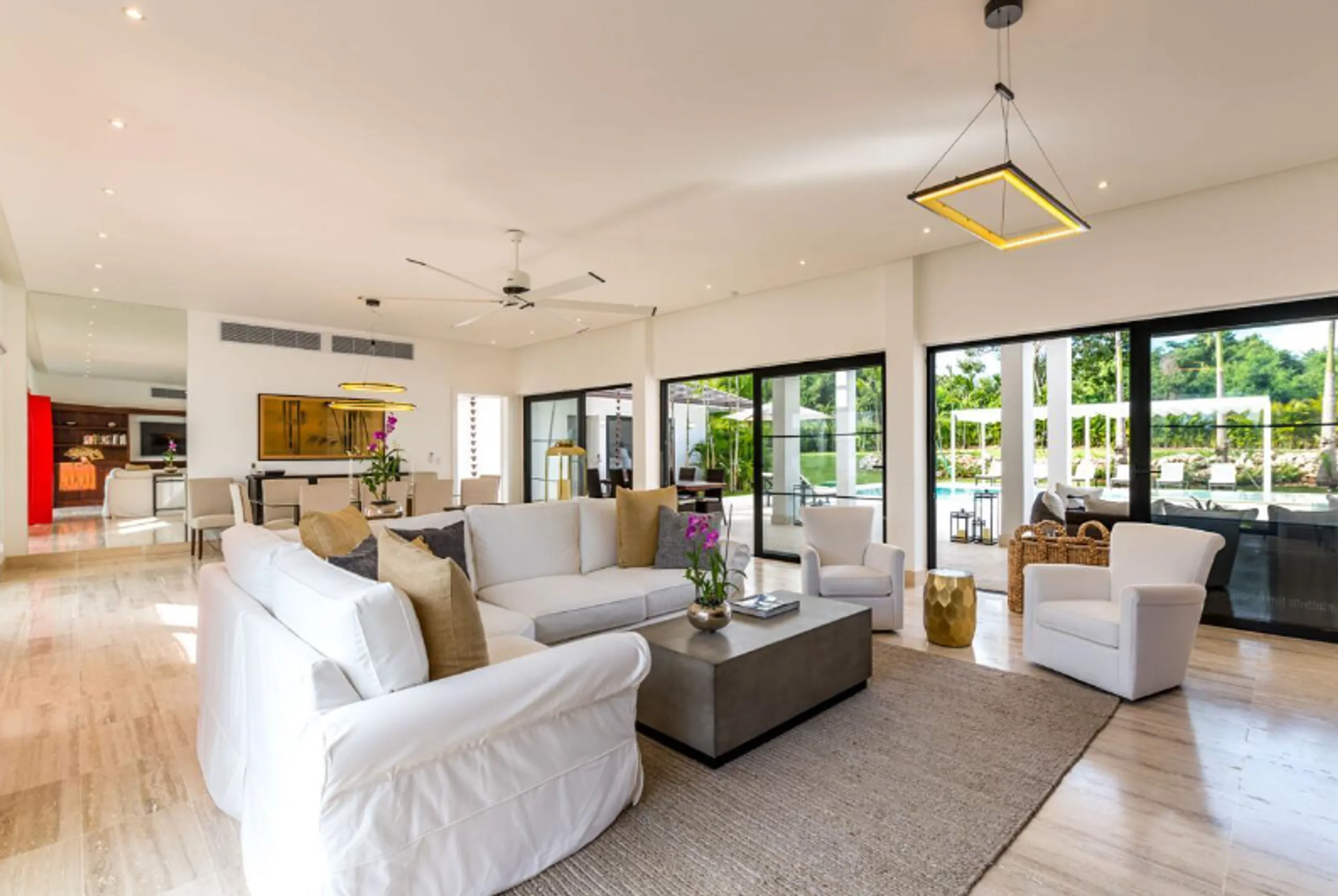 Casa de Campo's Prestige Accommodation Villa Located in a Exclusive Barranca Este Neighborhood — photograph 10