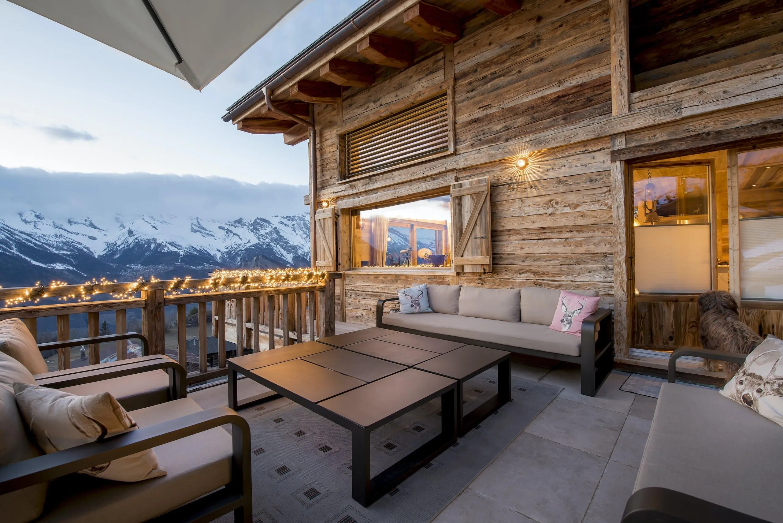 La Tzoumaz Mountain Chalet with Infinity Pool and Mountain Views — photograph 7