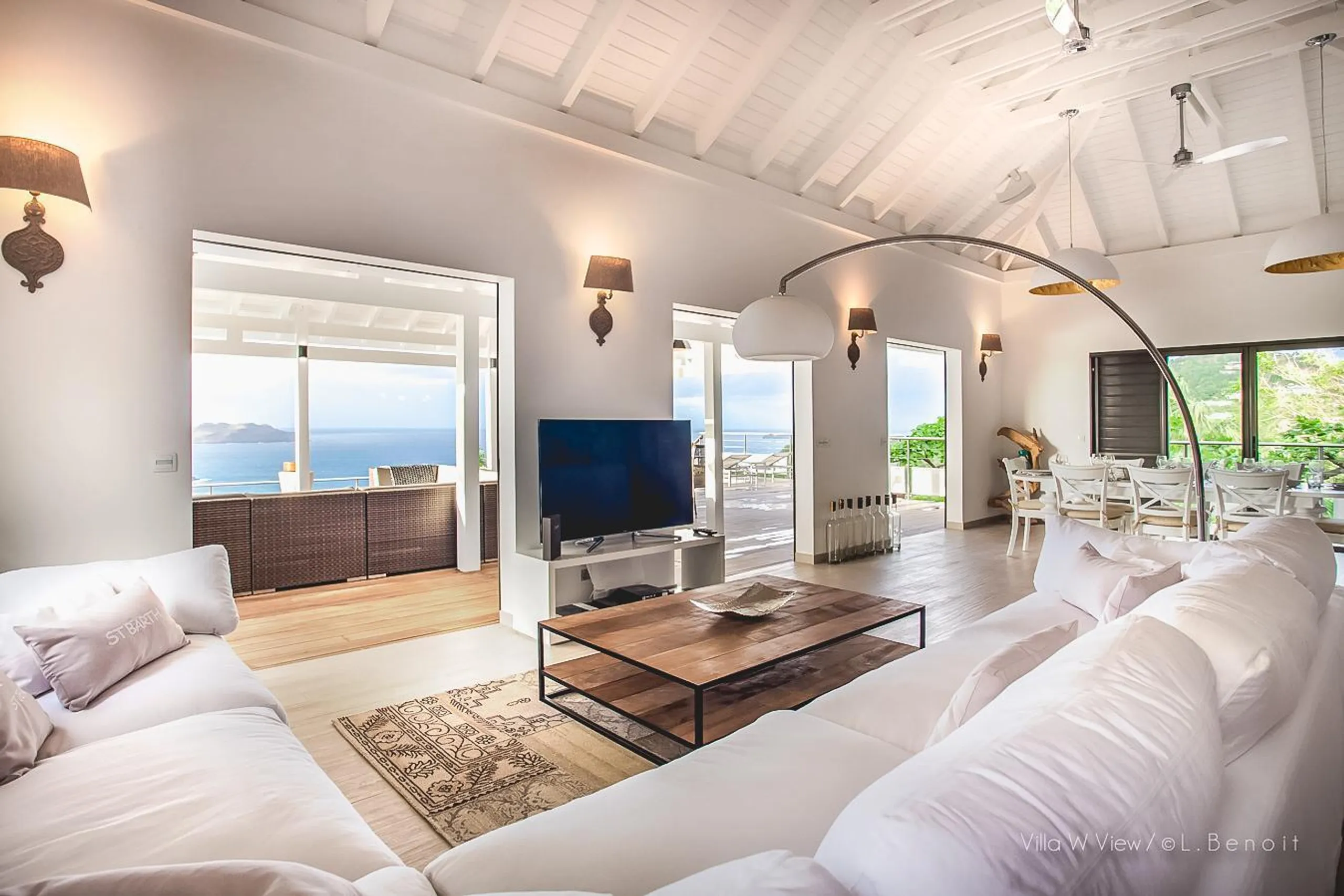 Prestigious Paradise Villa with Infinity Pool and Fitness Room — photograph 7
