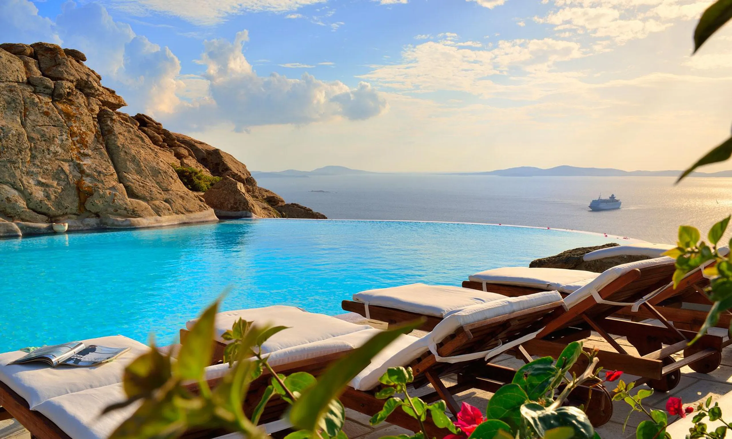 Elegant Mykonos Luxe Villa With Large Pool and Panoramic Ocean Views, Mykonos