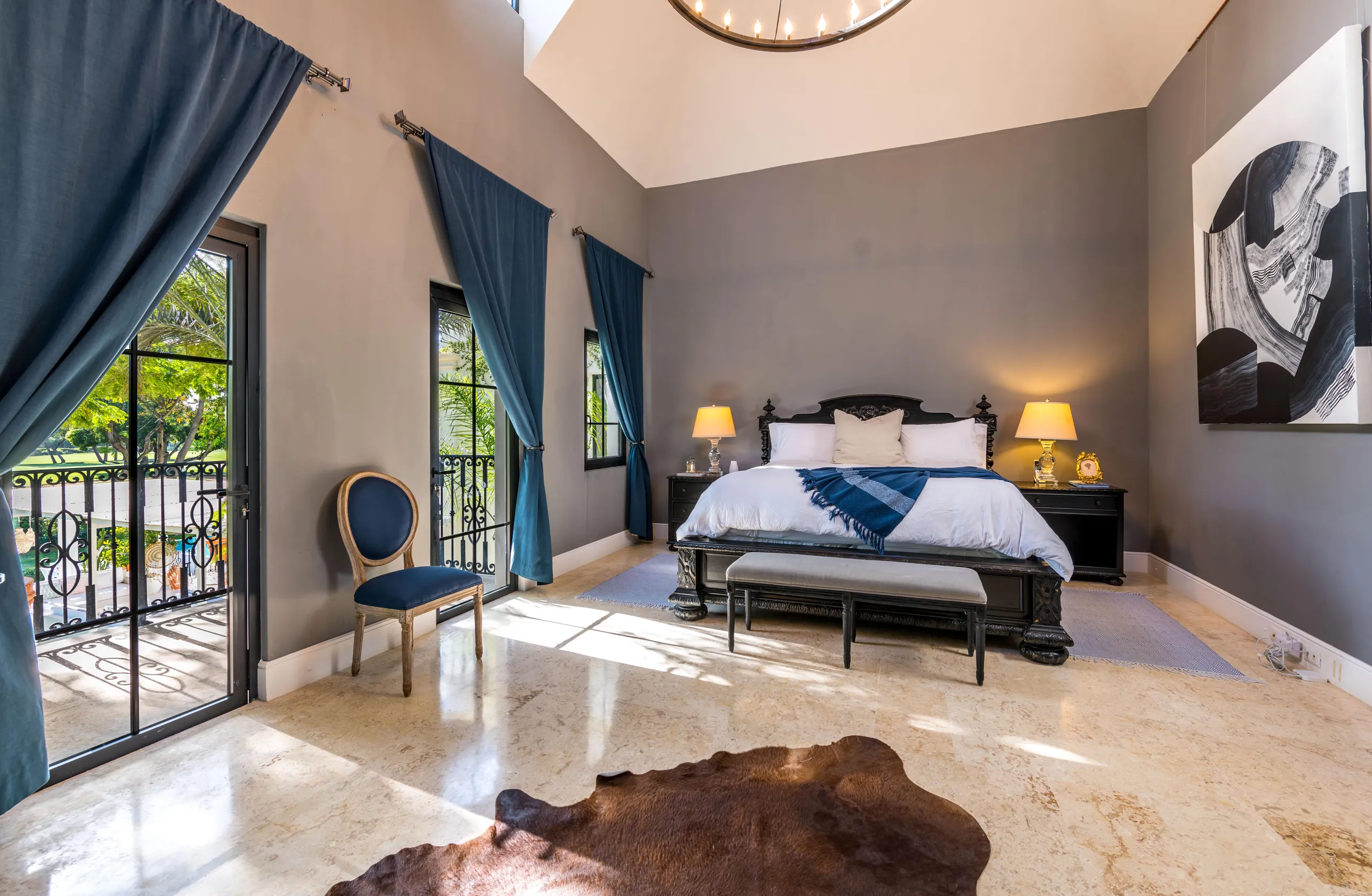 Phenomenal 6BR Villa with Private Pool and Stylish Interiors — photograph 12