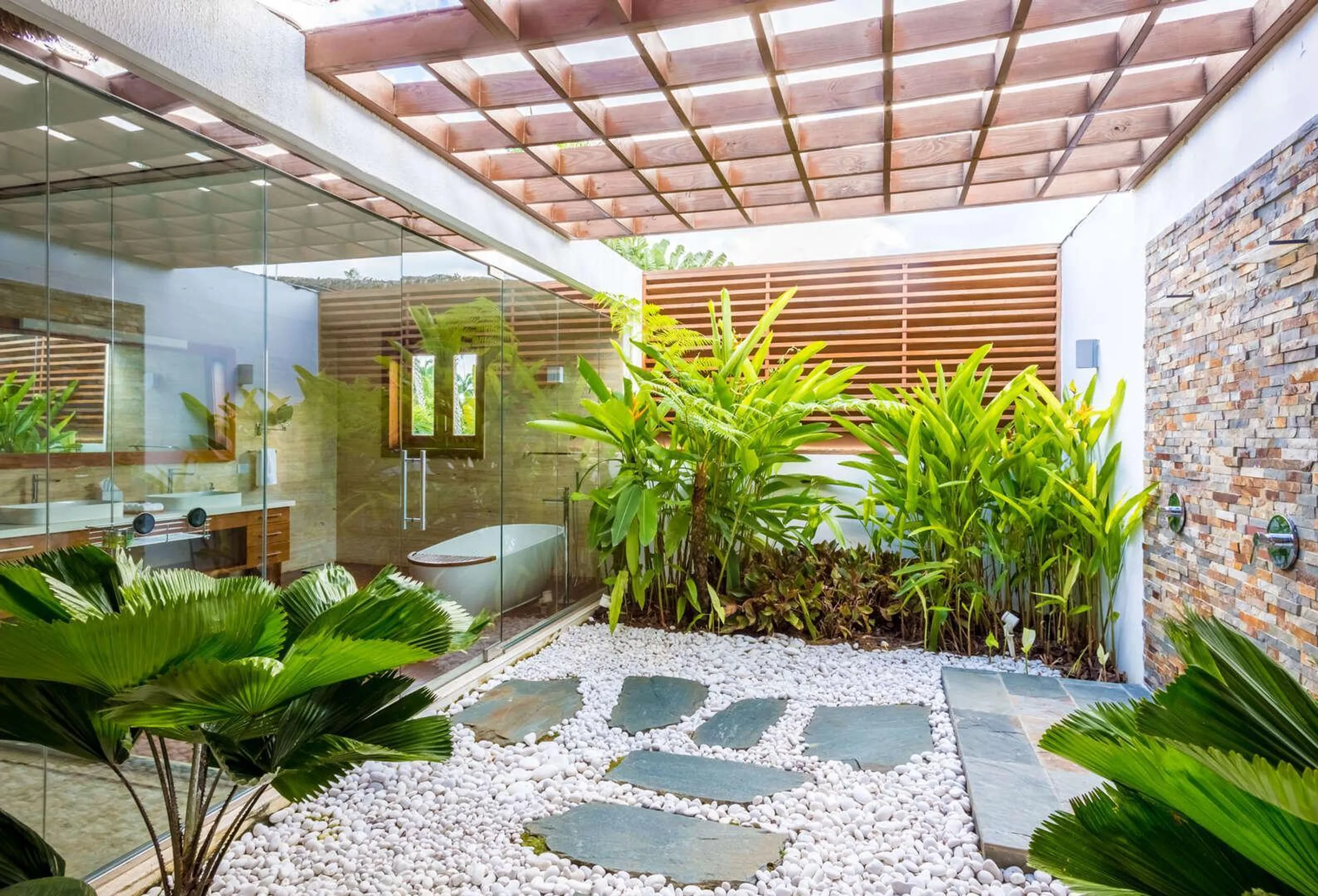 Casa de Campo's  Calming Tropical Oasis within an Oasis Villa — photograph 5
