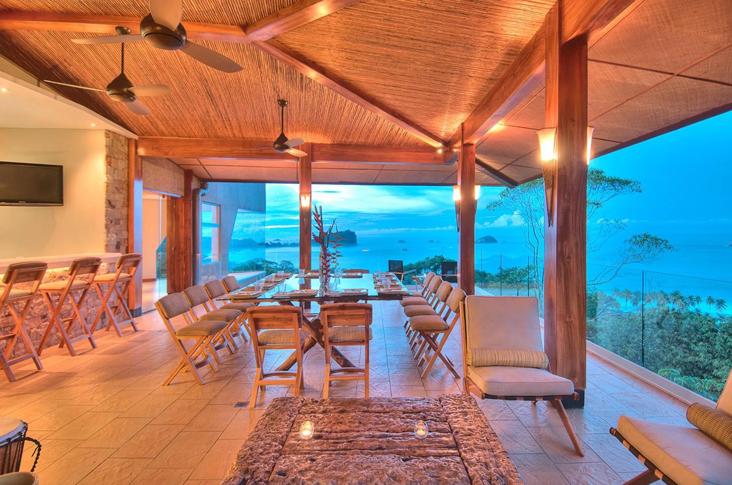 Spectacular Villas with Private Infinity Pool and 180-Degree Pacific Ocean View — photograph 10