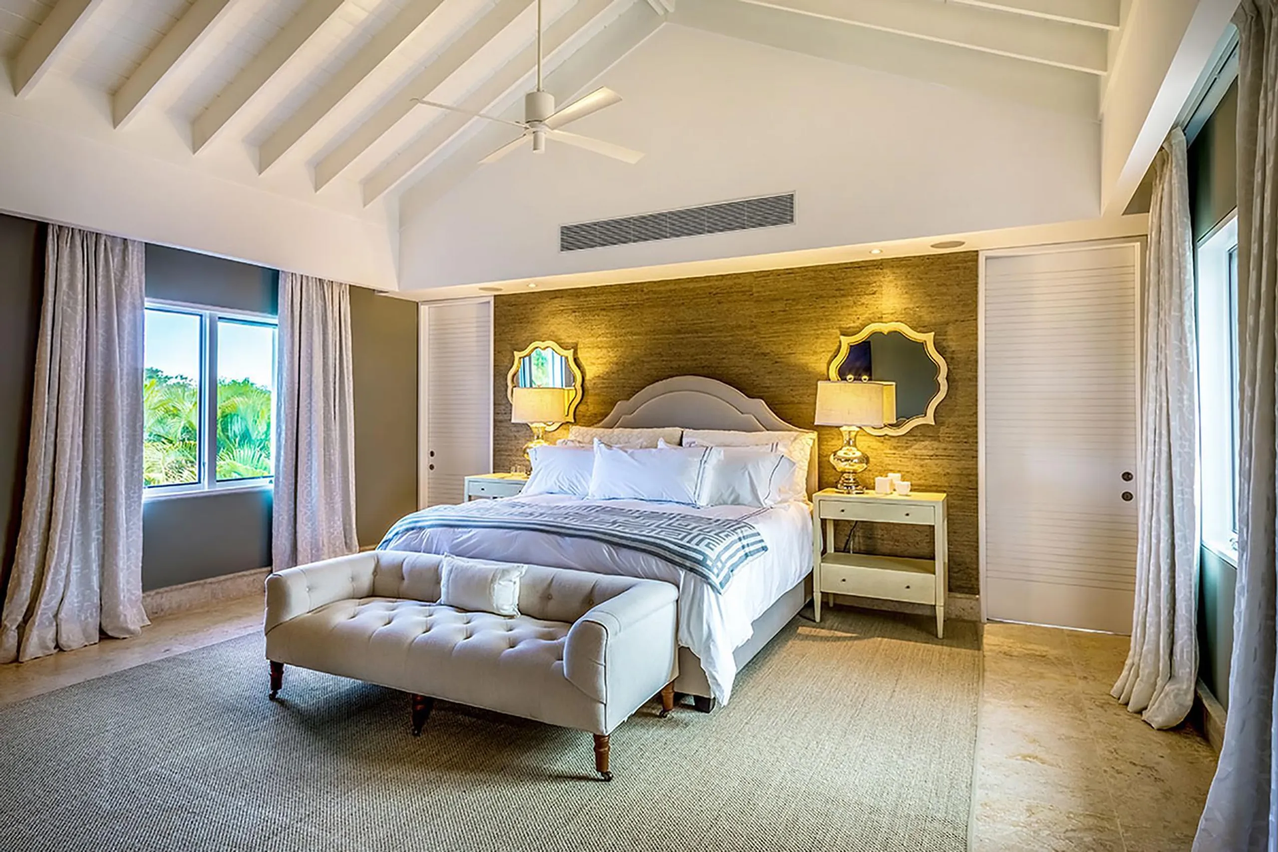 Prestige 7BR Oasis with Private Pool and Golf Views — photograph 8