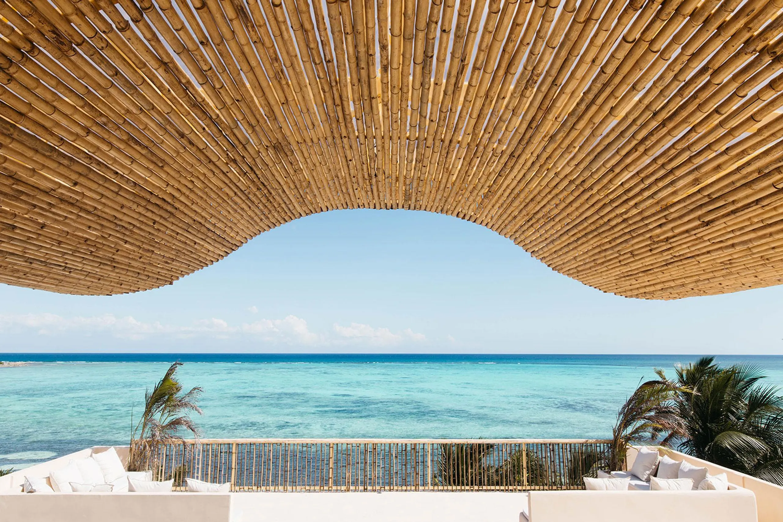 Soliman's Prestige Crystal Clear Oasis with Private Pool and Beachfront Access — photograph 6