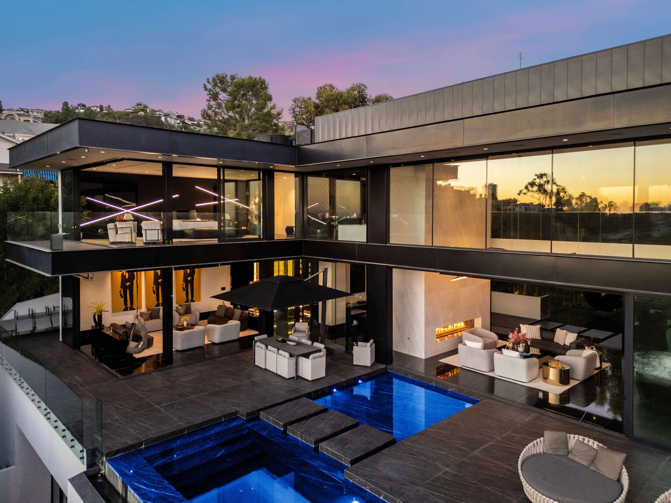 Sophisticated Sunset Strip Villa with Cryo Spa, Theater & City Views, Los Angeles
